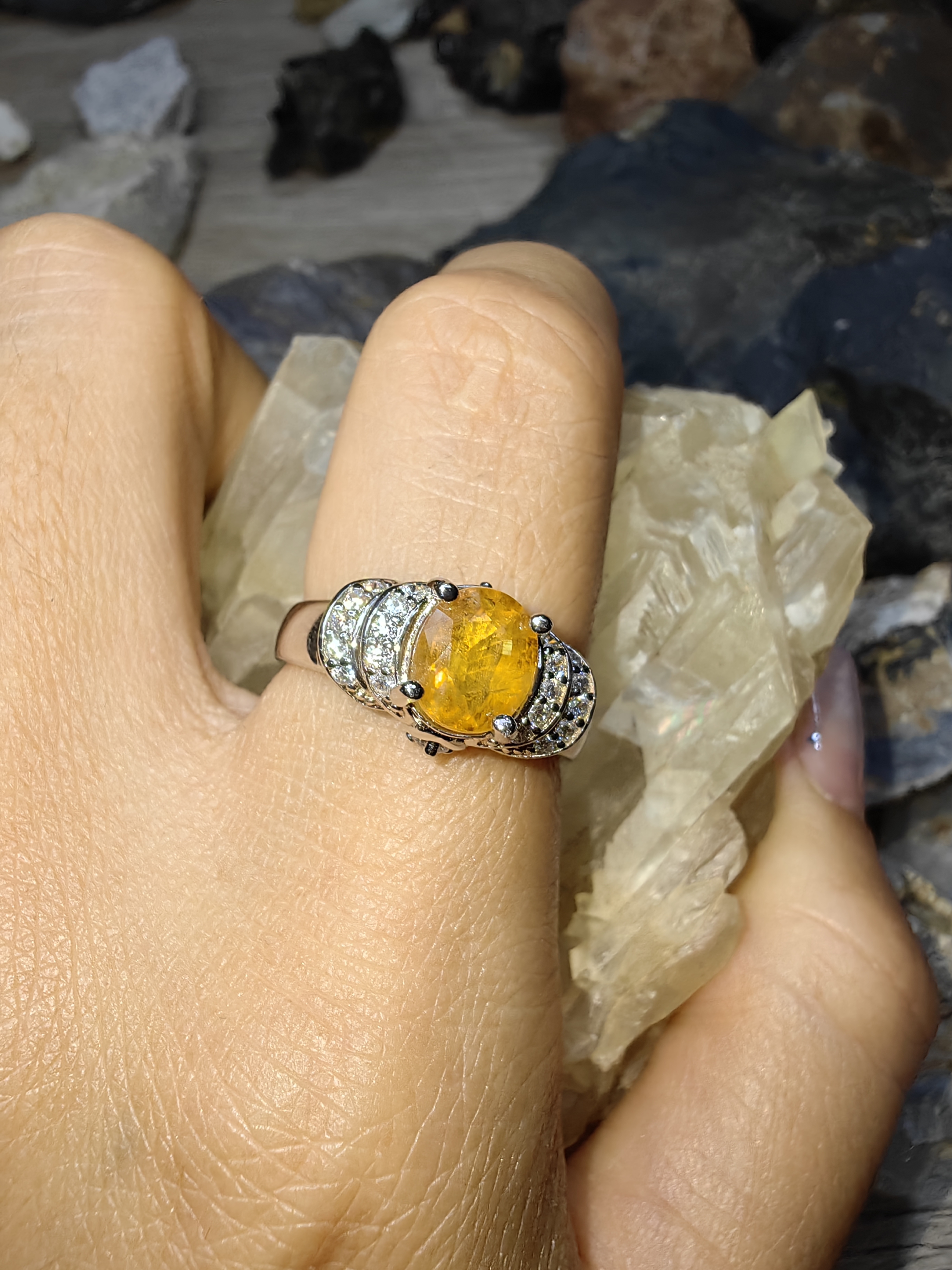 Yellow Sapphire Cubic Zirconia 92.5% Silver Ring แหวนบุษราคัม เงิน 92.5%