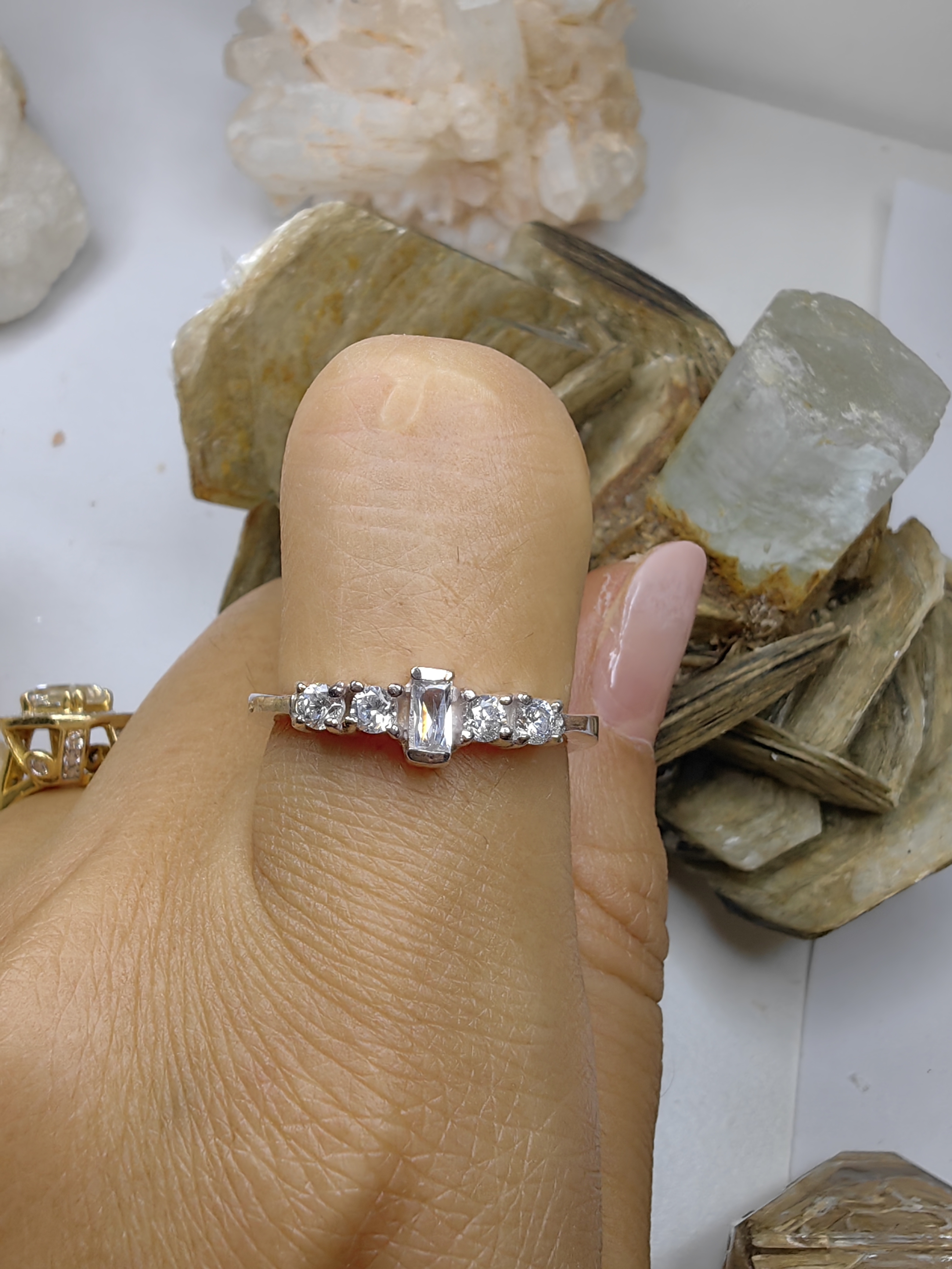 แหวนเพชร CZ เงินแท้ 92.5% Cubic Zirconia 925 Sterling Silver Ring Size 56