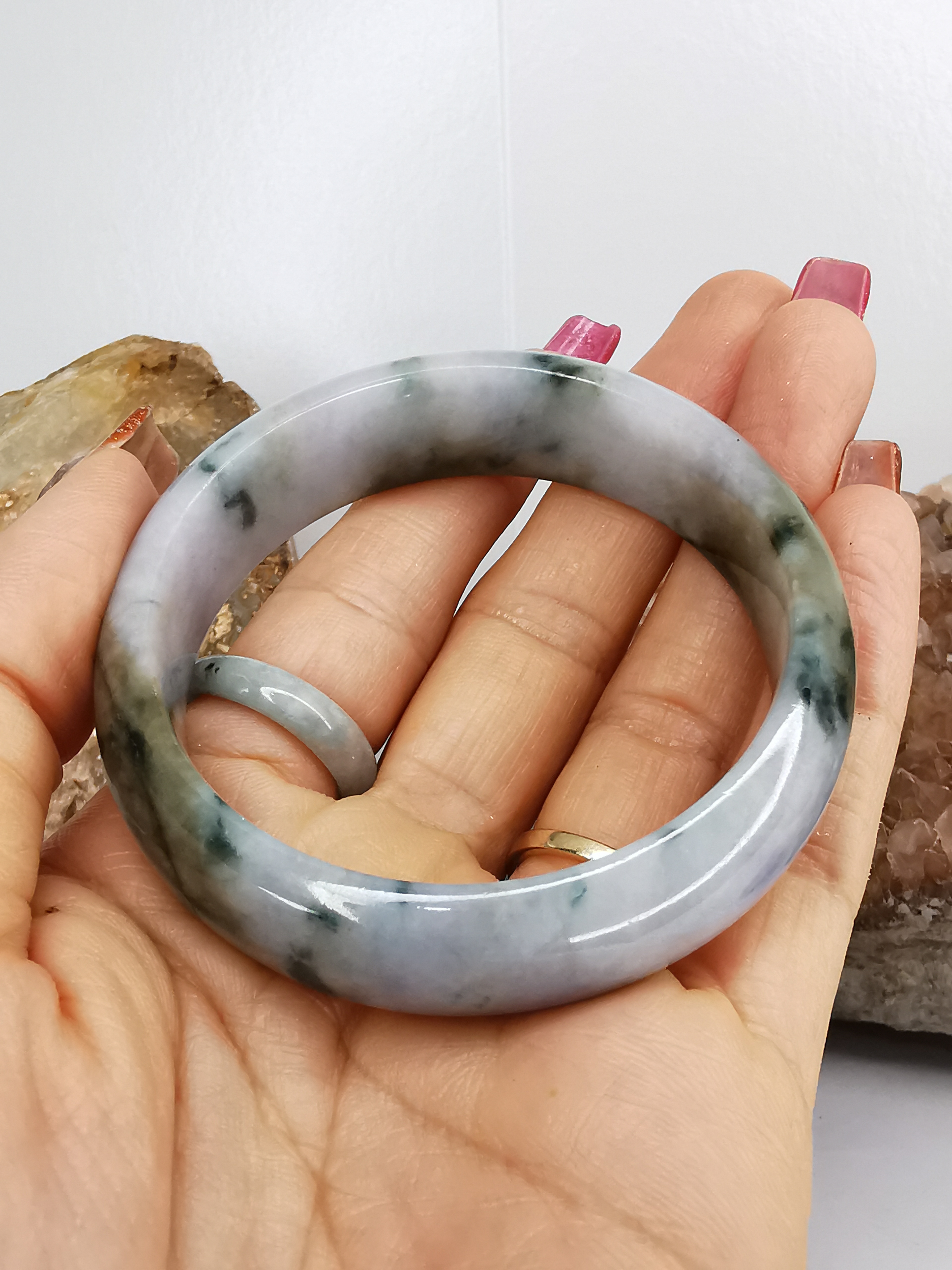 Blue Green Yellow White Jade Bangle กำไลหยกเจไดต์แท้ Diameter/ เส้นผ่านศูนย์กลางด้านใน 53 mm.