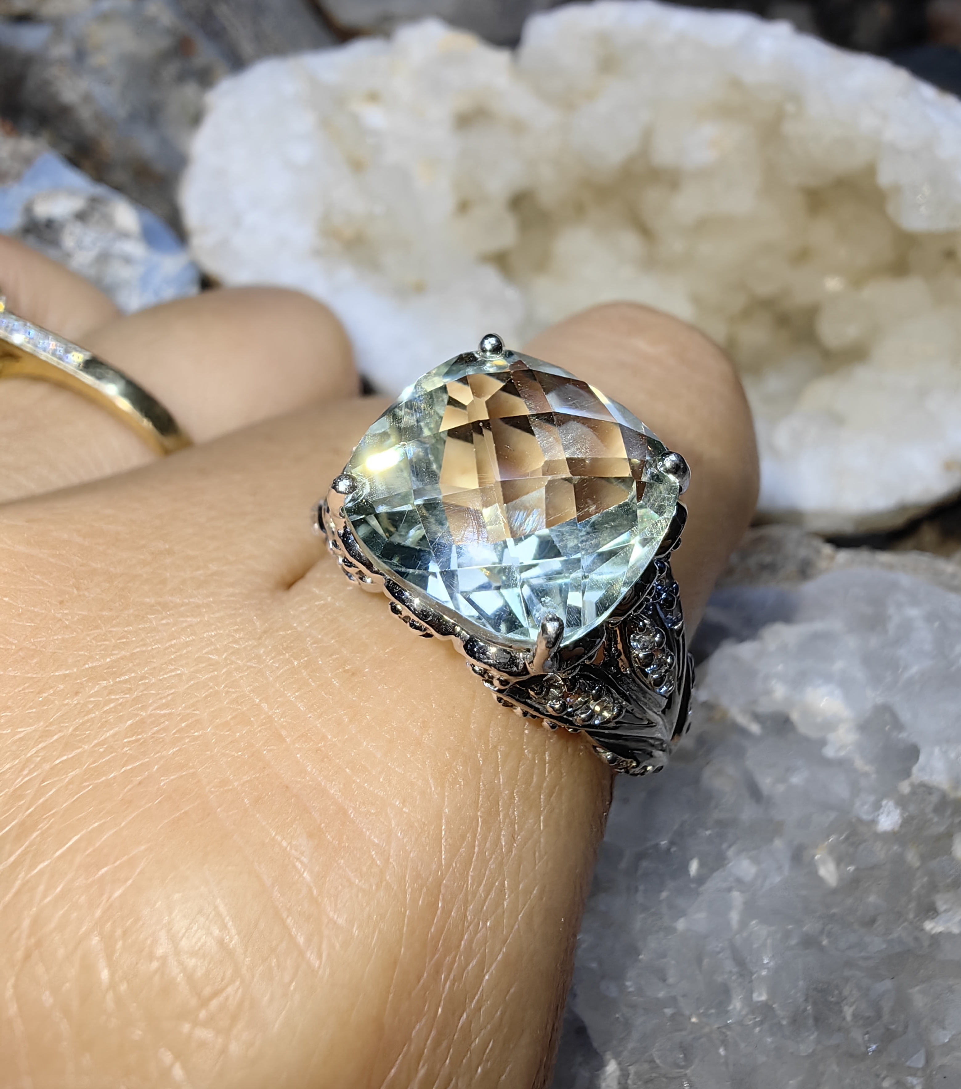 LEMON QUARTZ WHITE TOPAZ RING