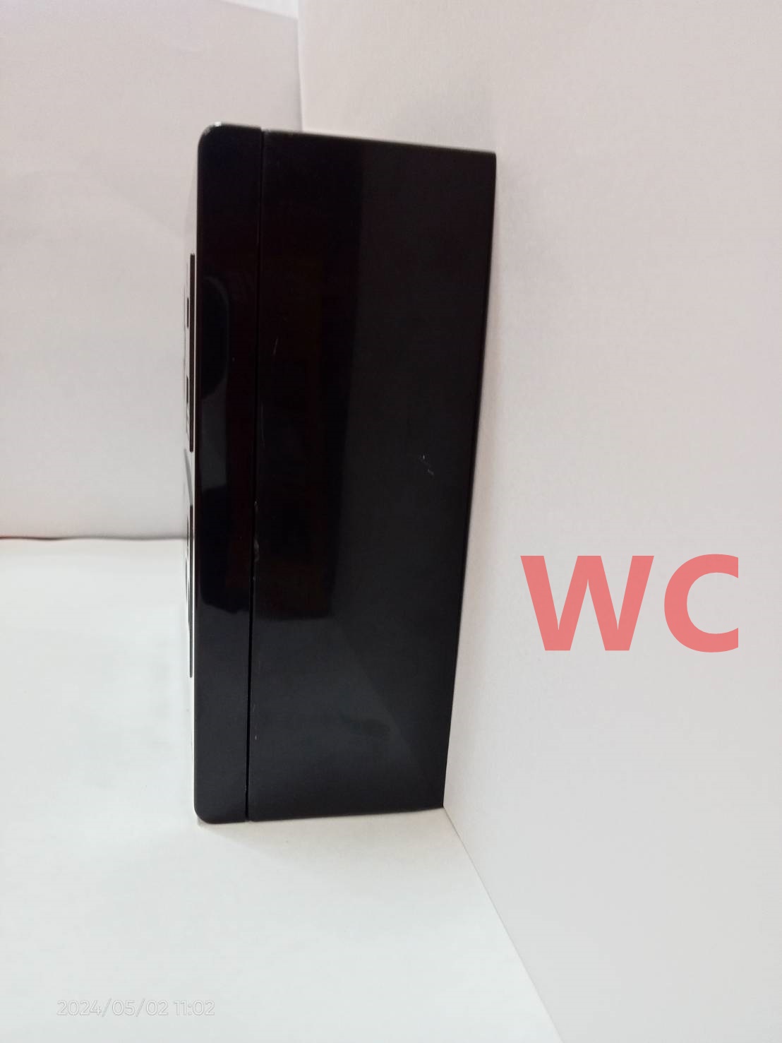 NANO ชุดบล๊อกปลักไฟสีดำ 6 ช่อง พร้อมหน้ากากสีดำ กราวเดี่ยว พร้อม เต้ารับ USB2.1 และกราวคู่แนวตั้ง สีดำ ยี่ห้อนาโน