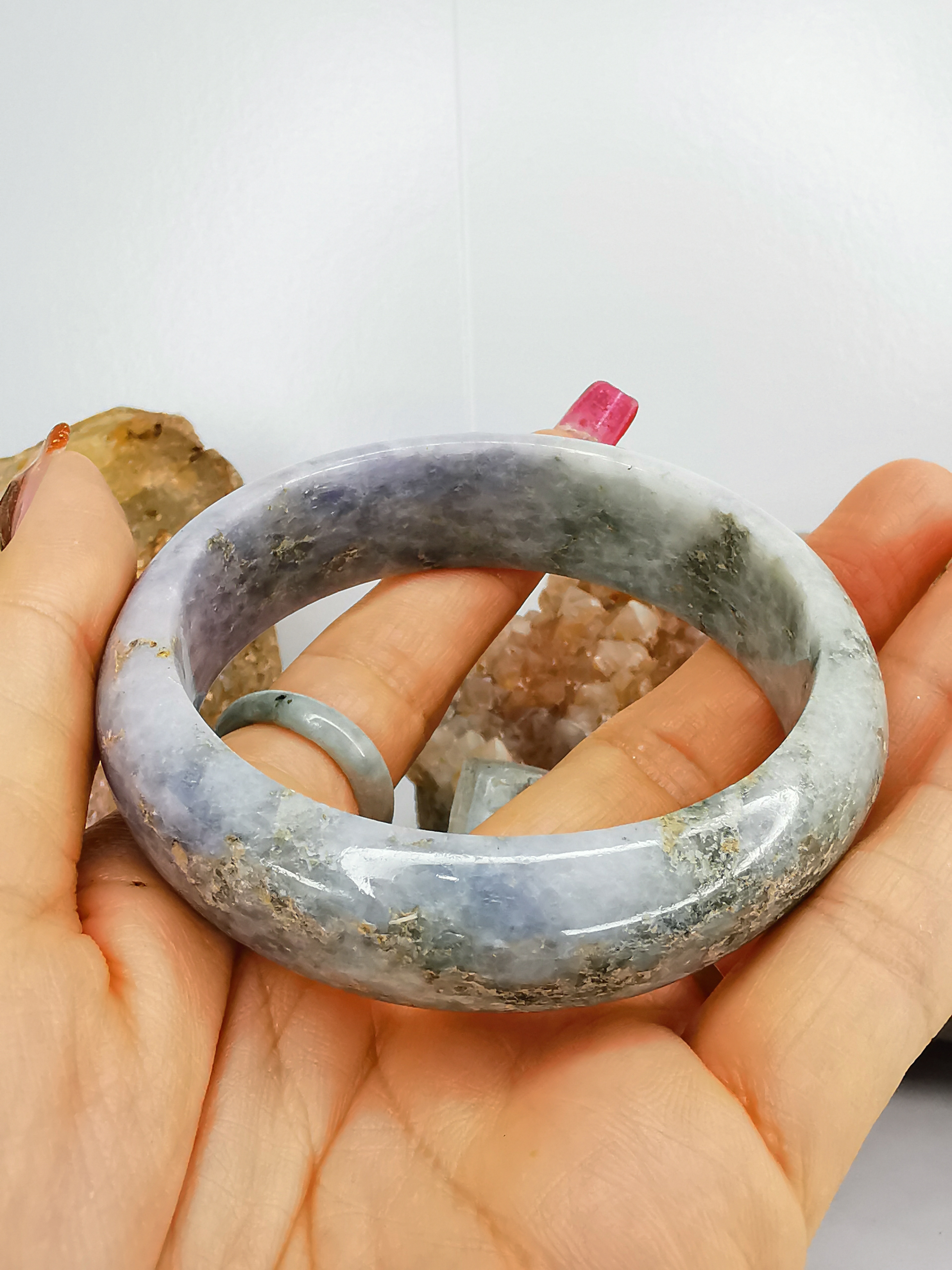 Blue Green Yellow White Jade Bangle กำไลหยกเจไดต์แท้ Diameter/ เส้นผ่านศูนย์กลางด้านใน 59 mm.