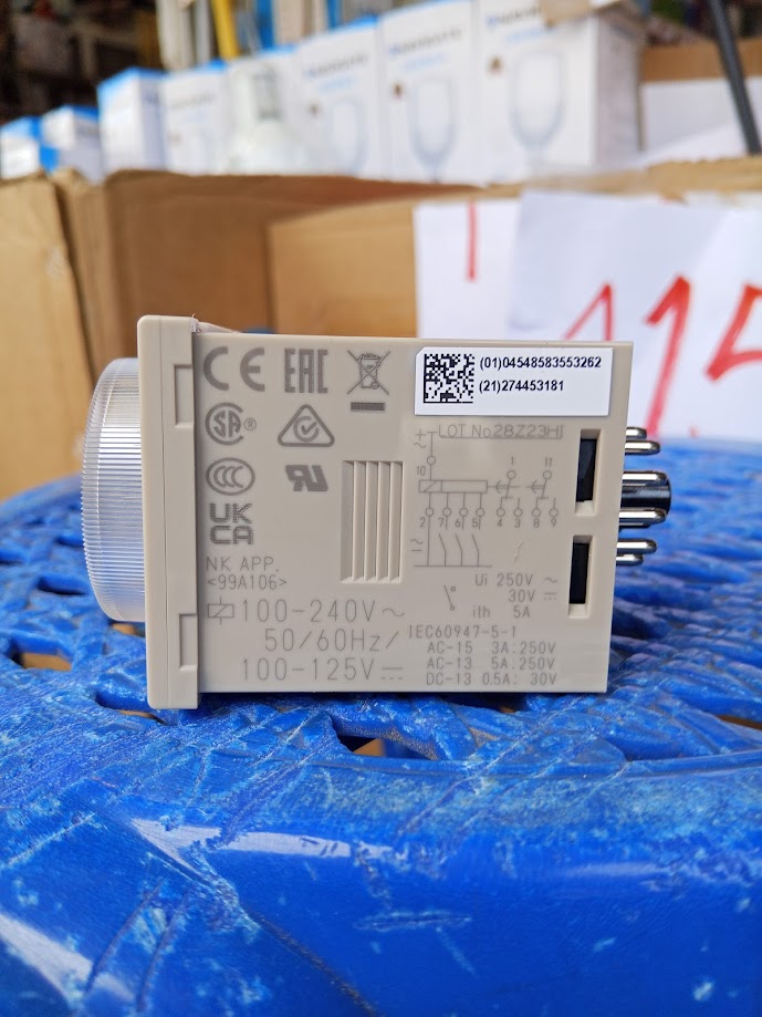 OMRON TIMER ไทมเมอร์ ทาเมอร์ตั้งเวลา ออมรอน รุ่น H3CR-A 11ขา 220V 1ชุด มีใบกำกับภาษี