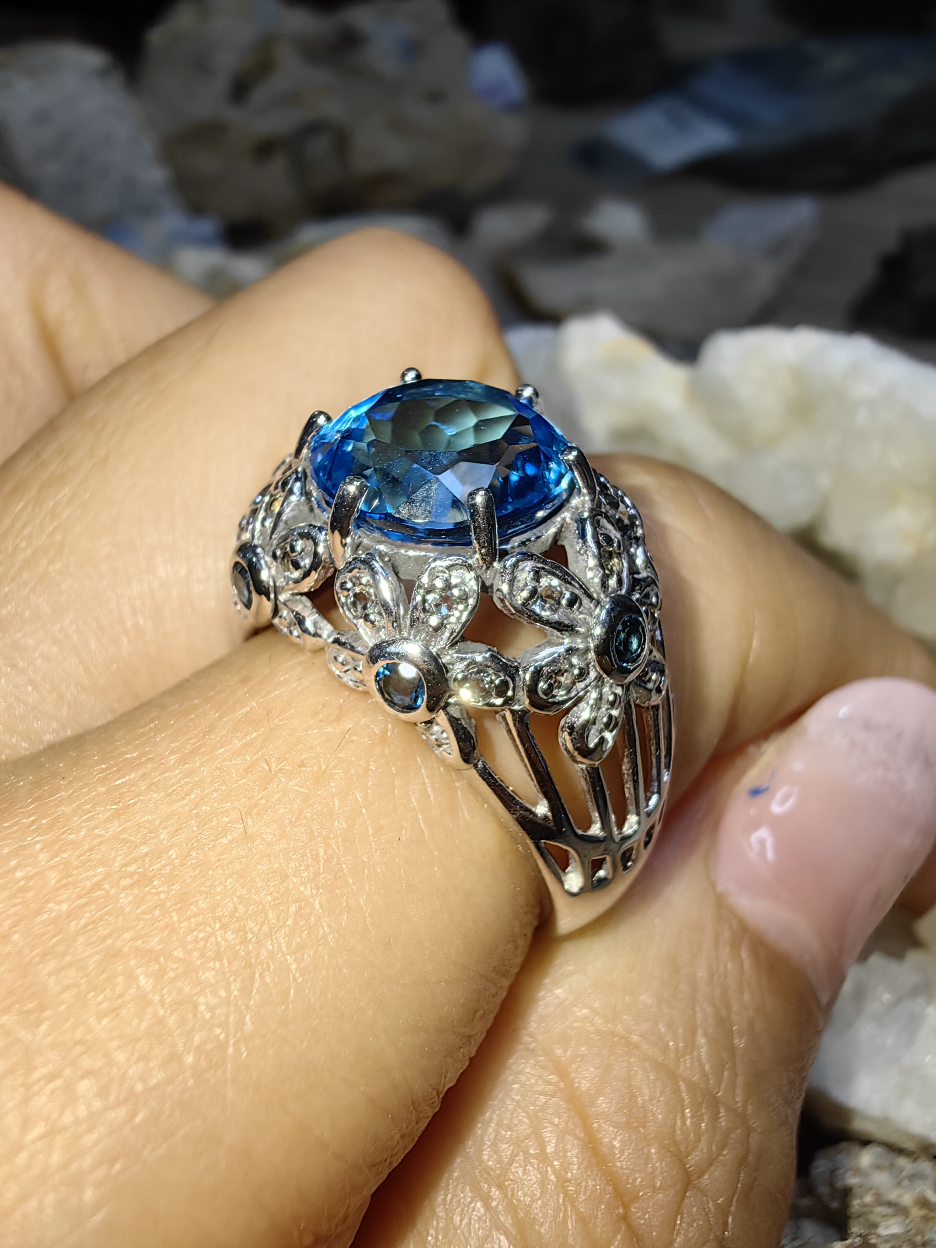 LONDON BLUE TOPAZ WHITE TOPAZ RING