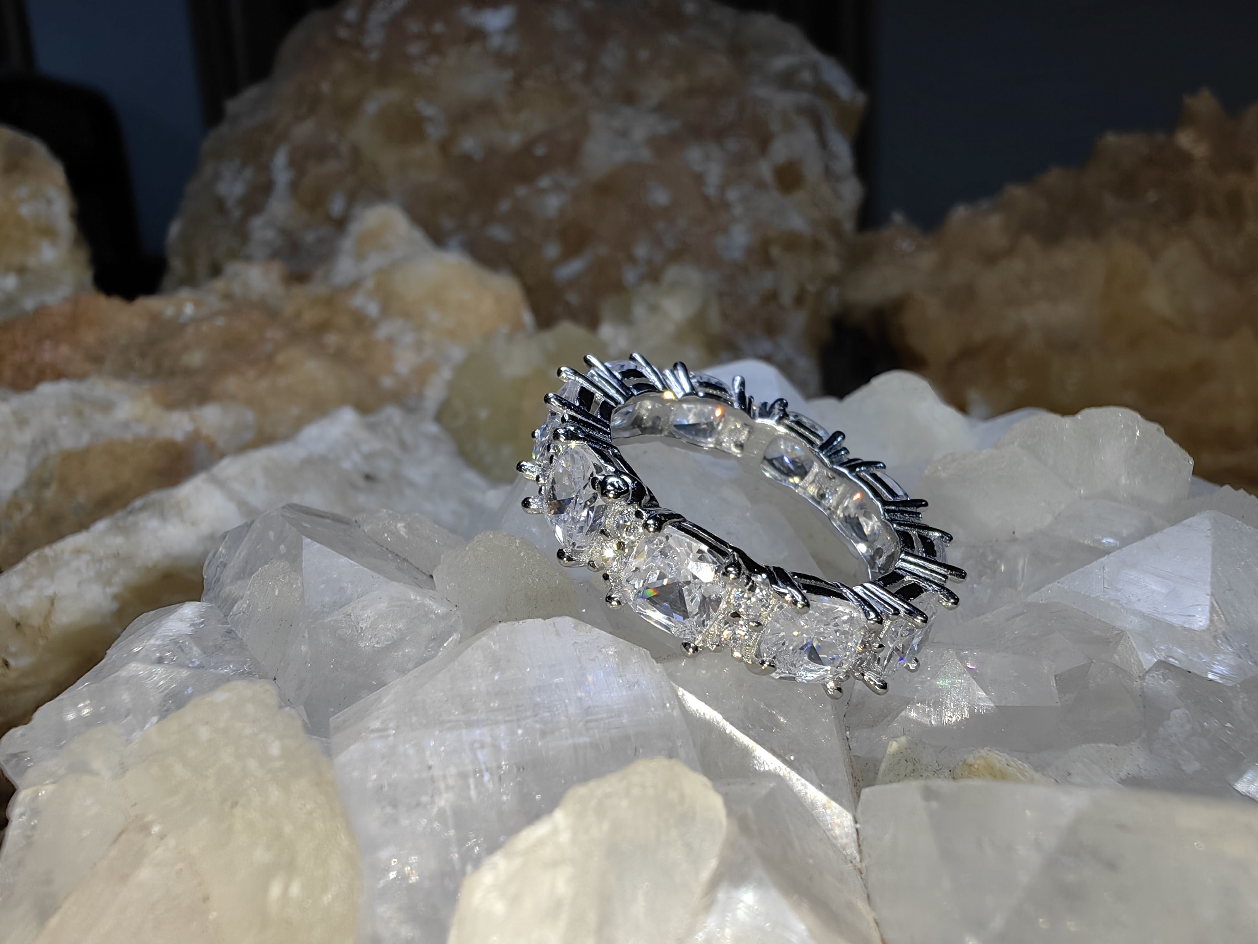 Zircon, Swiss Diamond 925 Sterling Silver แหวนเพทาย ล้อมเพชรสวิส Size 57 เงินแท้ 925