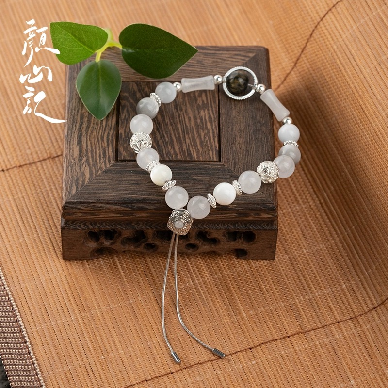 คะนึงรักหัวใจเพรียกหา : สร้อยข้อมือ