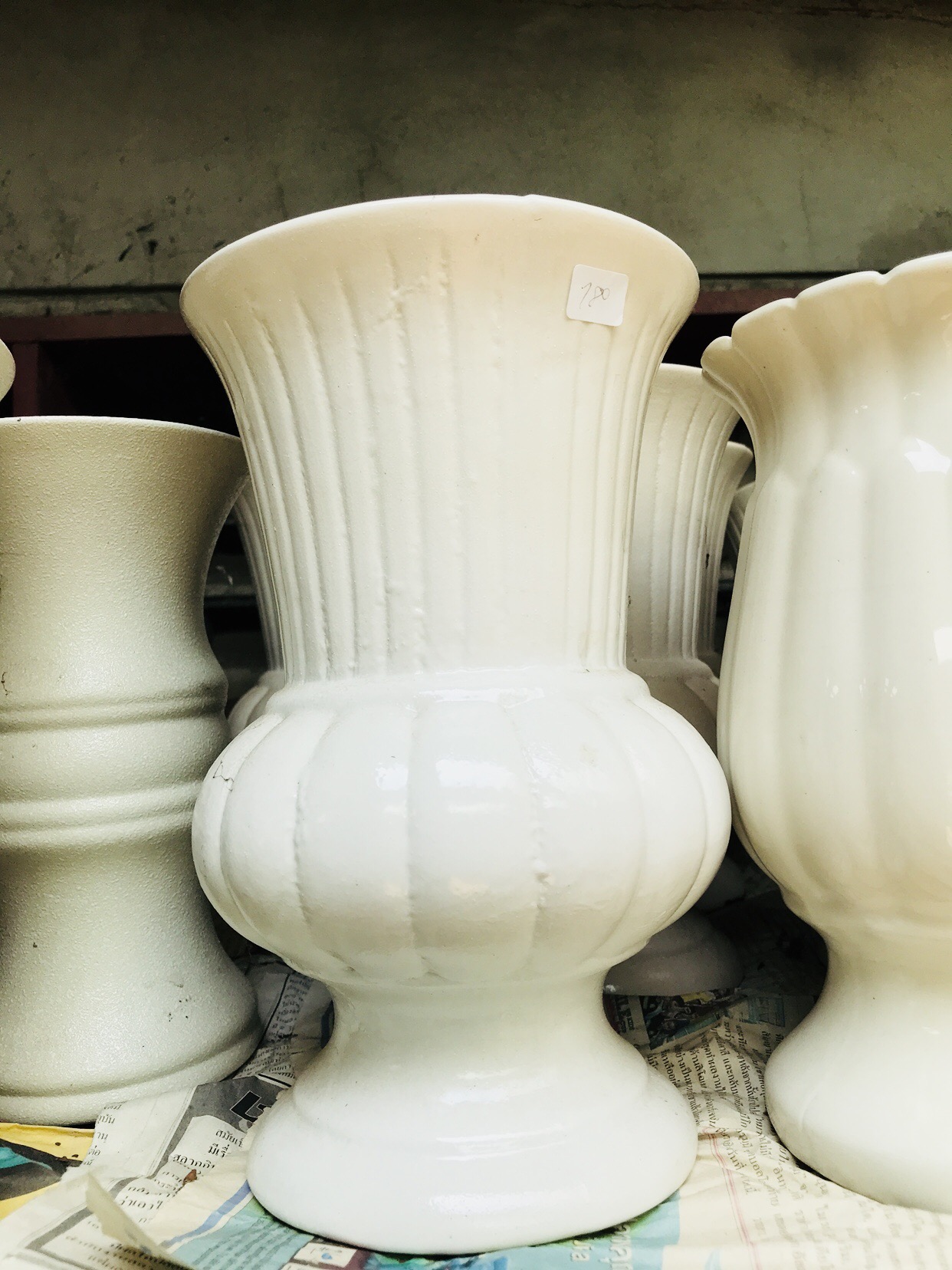 แจกันทรงโรมันสีด้าน10"