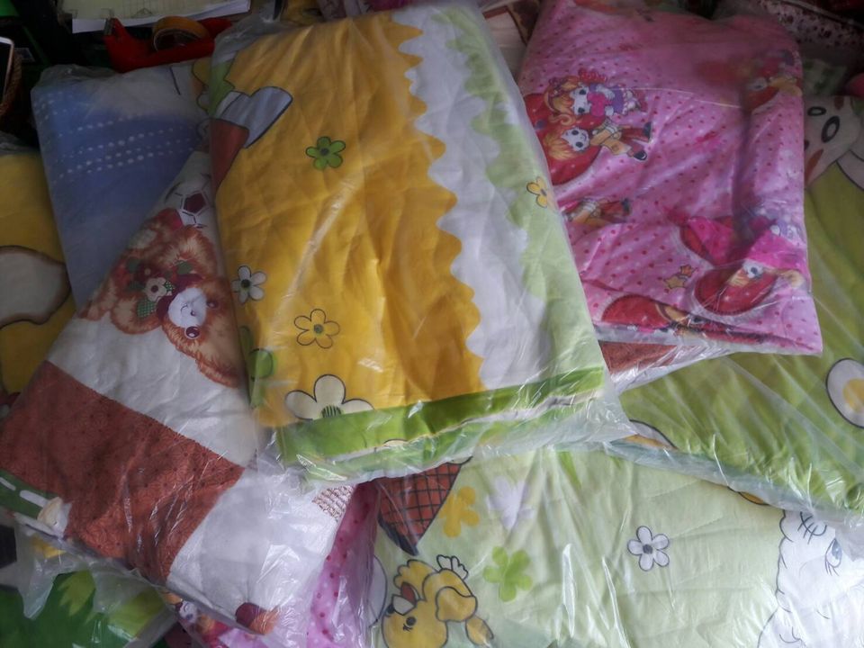 ผ้าห่มนวมบาง คละลาย 5ฟุต 3 ผืน พร้อมส่งจร้า สั่งได้เลย