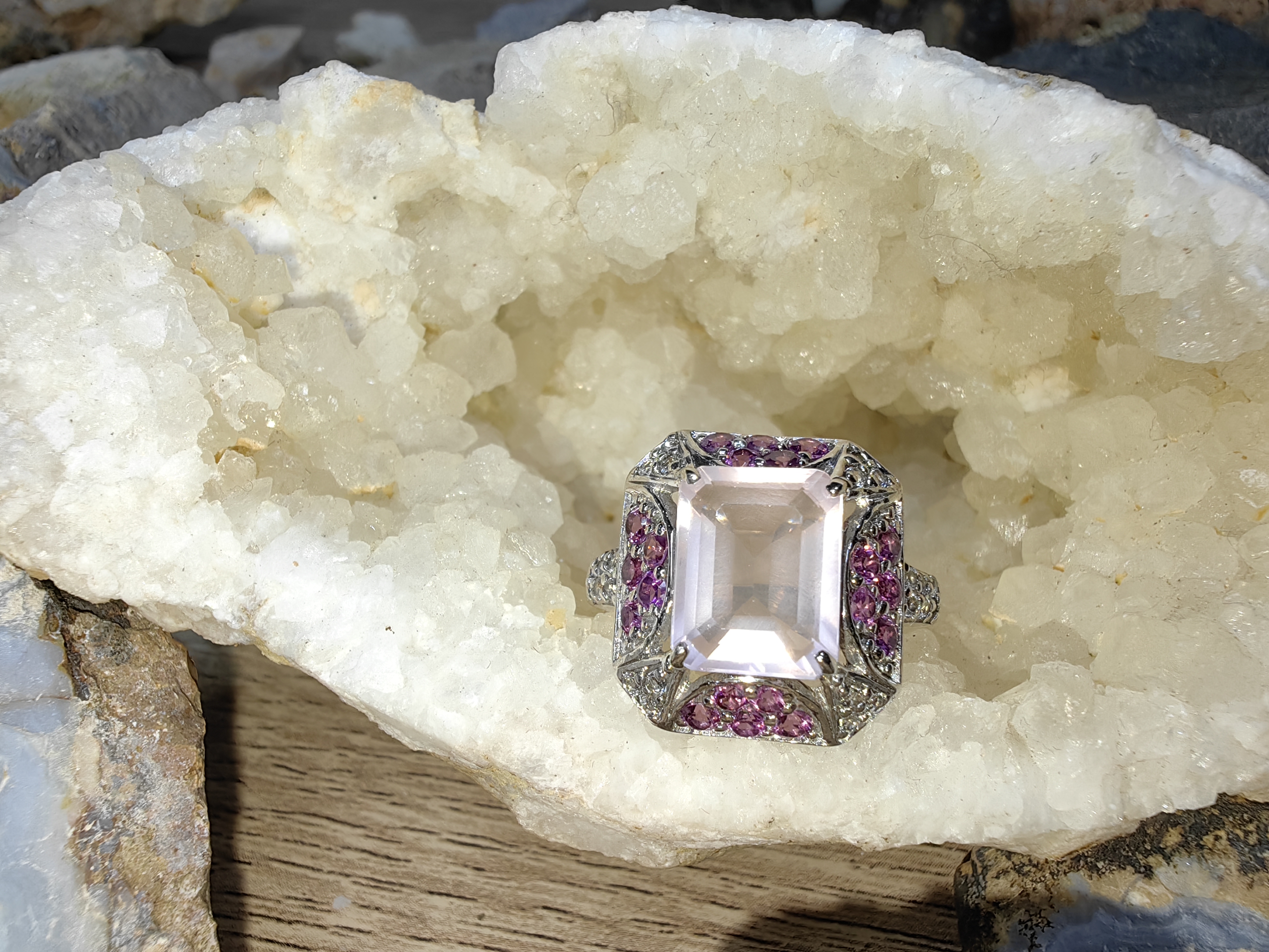 ROSE QUARTZ RHODOLITE WHITE TOPAZ RING