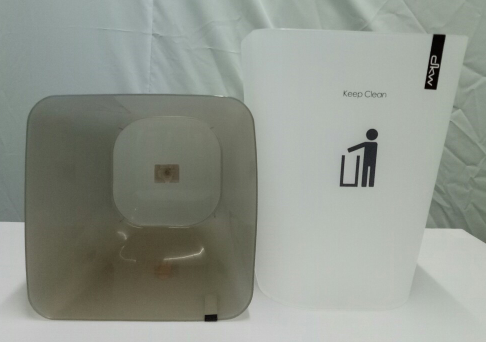 ถังขยะใสทรงเหลี่ยม 5.5 ลิตร