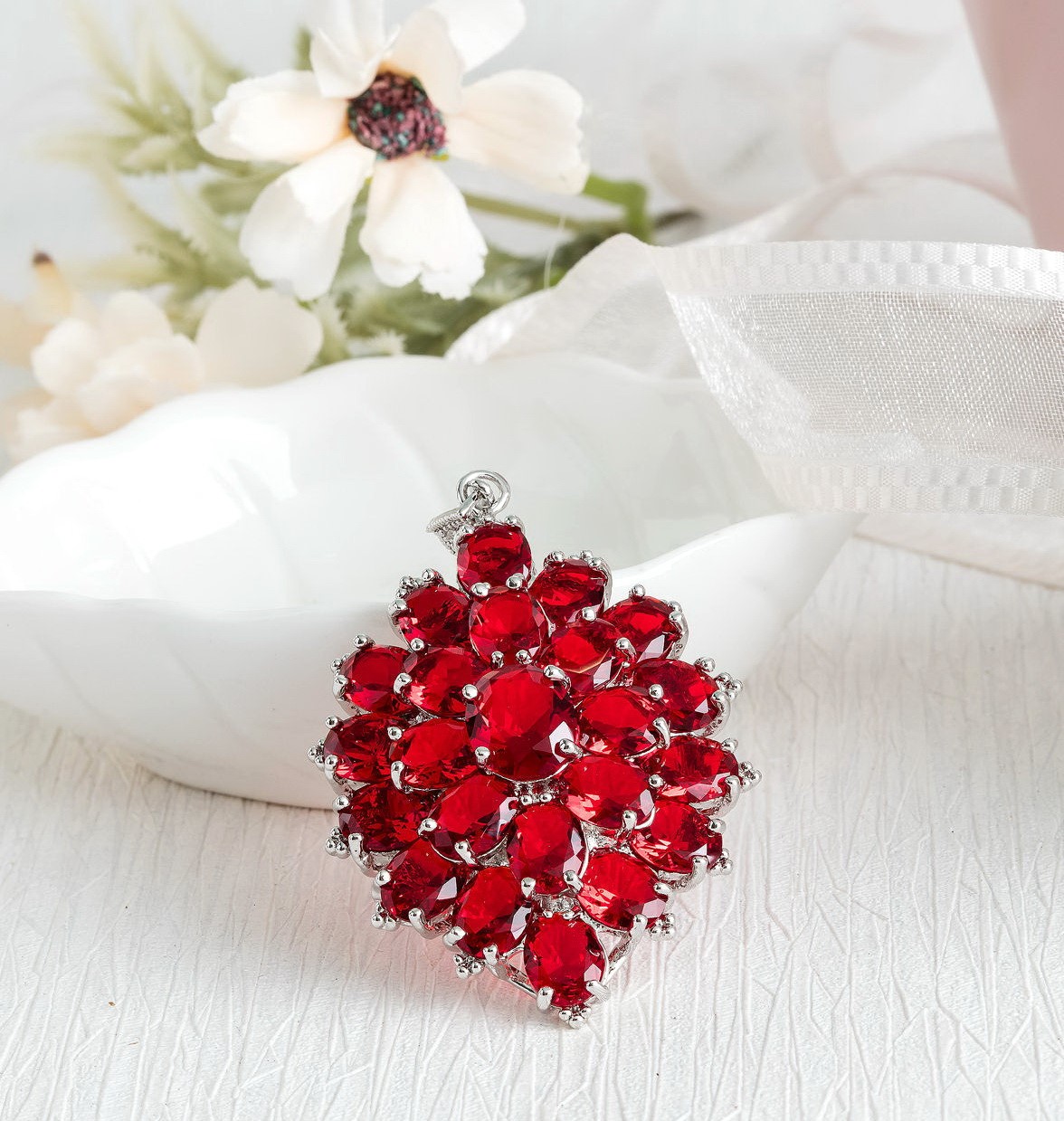 RUBY 18K WHITE GOLD PENDENT จี้ทับทิม ทอง 18K Pre-order