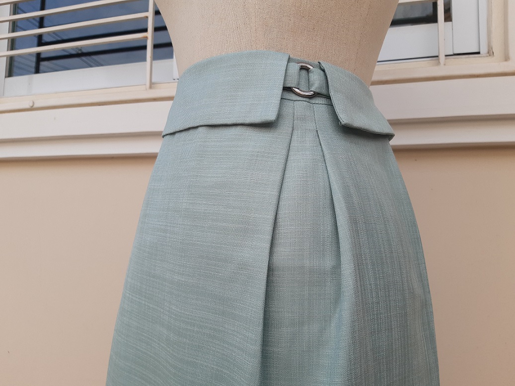 กระโปรงสั้นทรงเอสีเขียวมิ้นต์ ใส่ทำงานได้