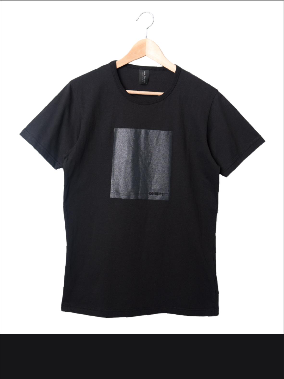 G 160185 เสื้อยืด (แขนสั้น) over the sky ราคาเช่า 30 บาท ต่อ 1 วัน