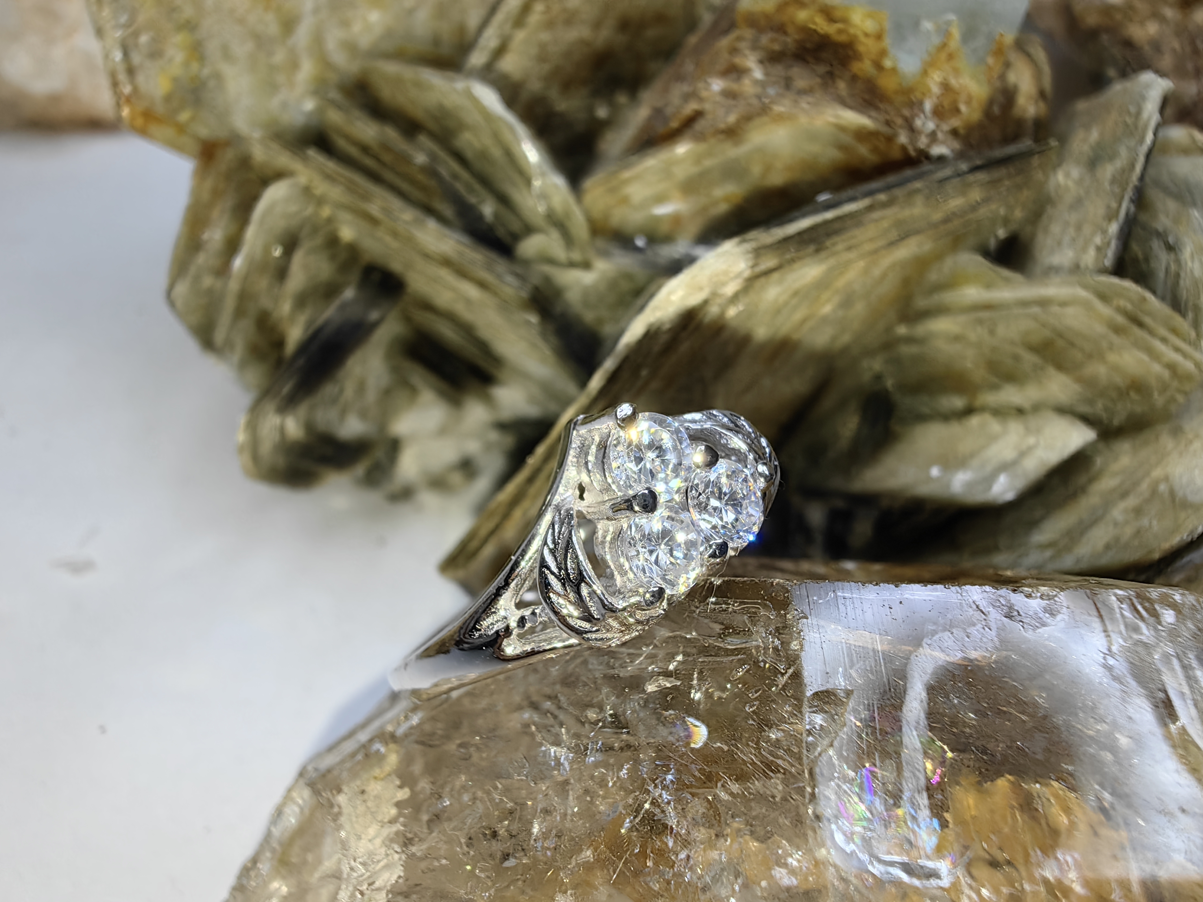 แหวนเพชร CZ เงินแท้ 92.5% Cubic Zirconia 925 Sterling Silver Ring Size 58