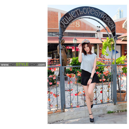 เสื้อครอปแขนกุด เสื้อแขนกุดเอวลอย