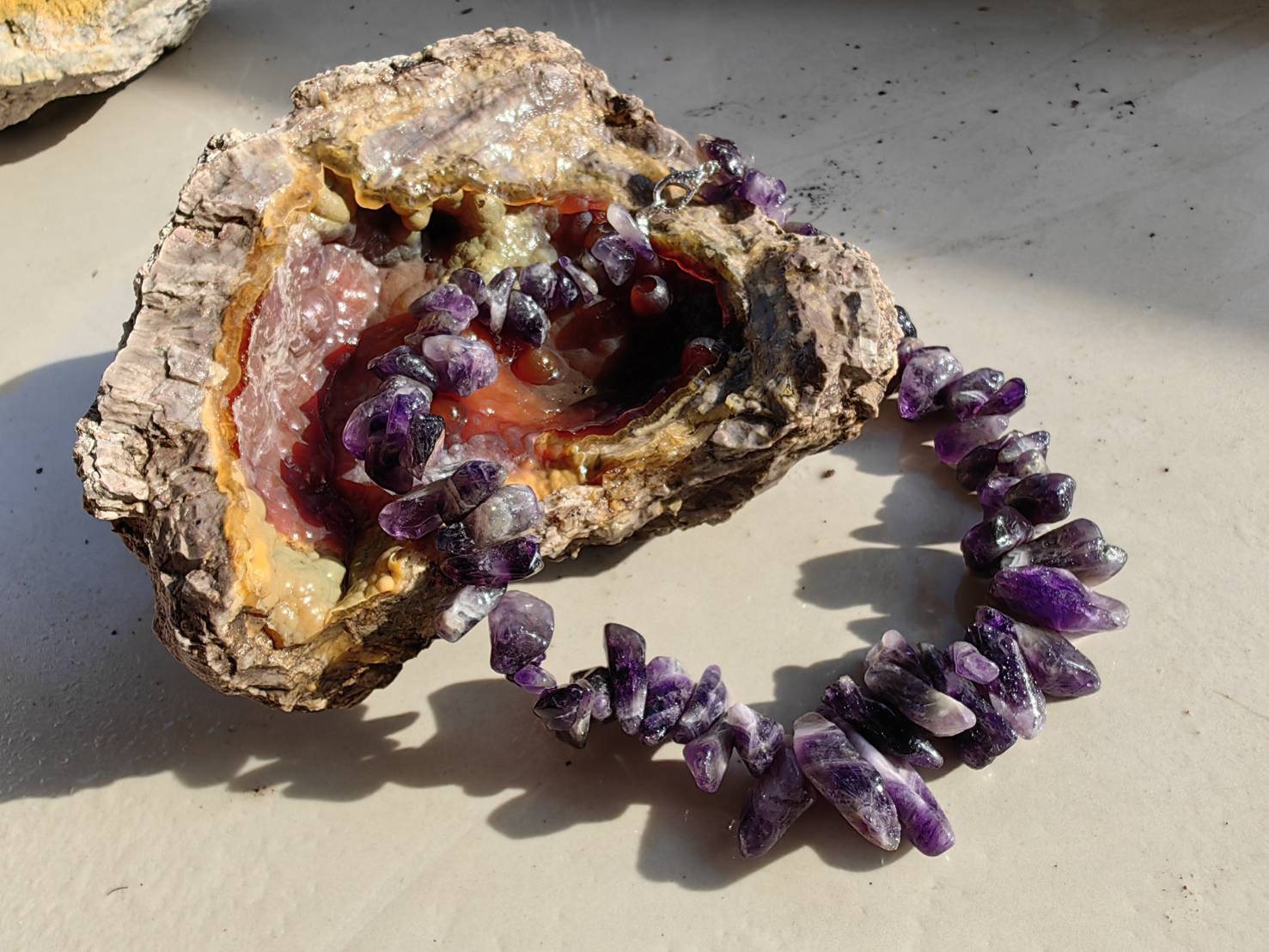 Amethyst Necklace สร้อยคออเมทิตส์ L 38 cm. 529.50 ct.
