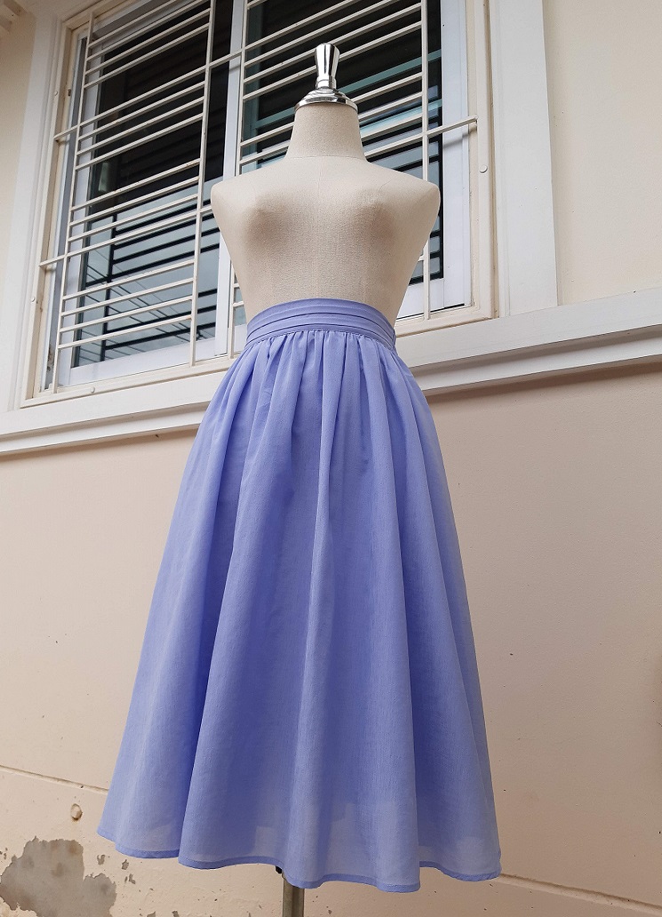 ชุดเซ็ตเสื้อวินเทจญี่ปุ่น คู่ กระโปรงทรงเอบานสีฟ้า