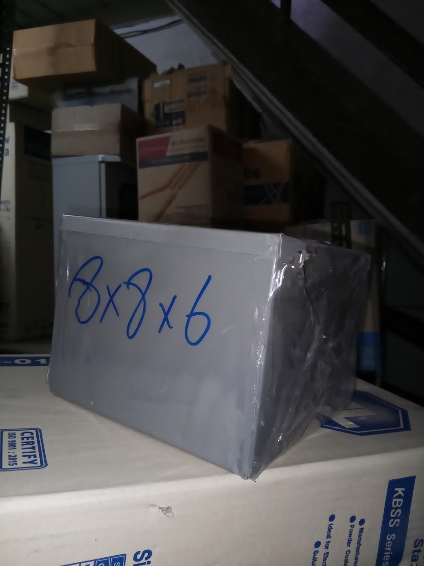 PULLBOX พลูบ๊อกเหล็ก ขนาด 8x8x6 นิ้ว กล่องเหล็กพักสายไฟ พลูบ๊อก KMC1 กล่อง