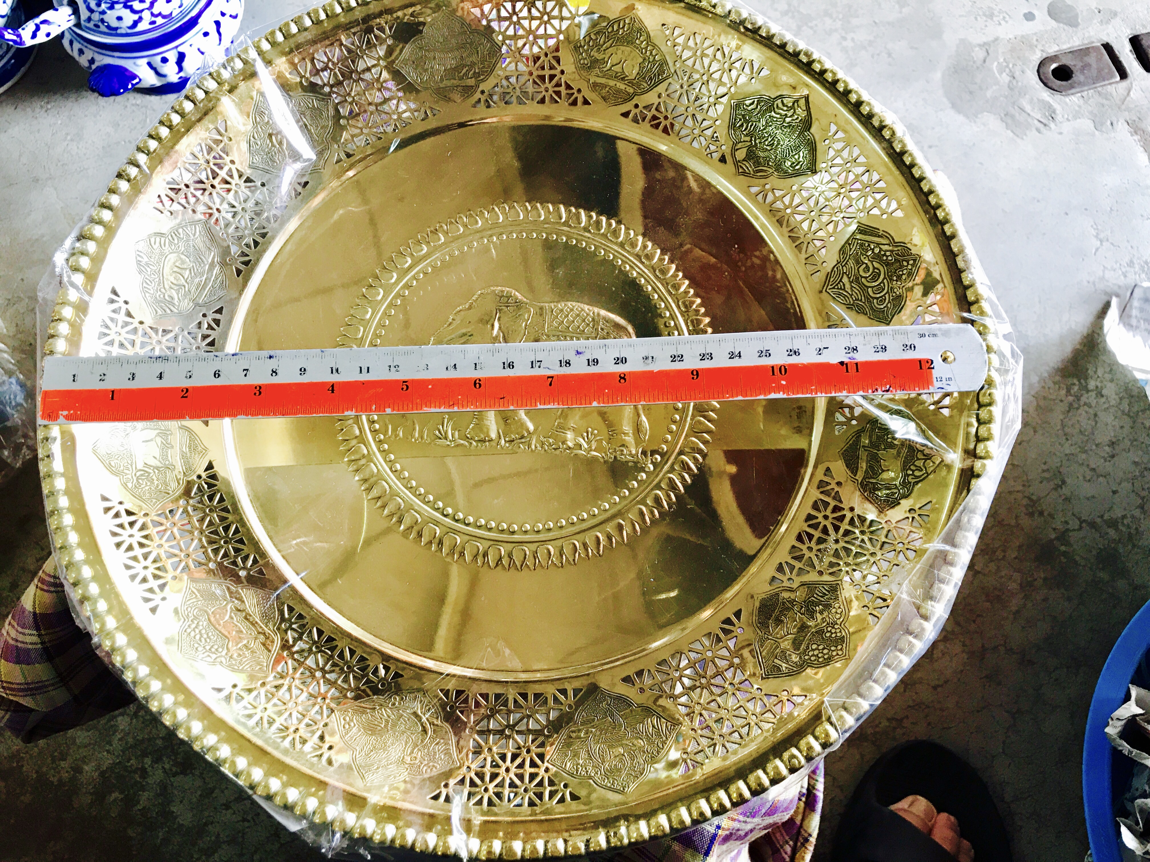 พานทองเหลืองฉลุลาย12ราศี 13"