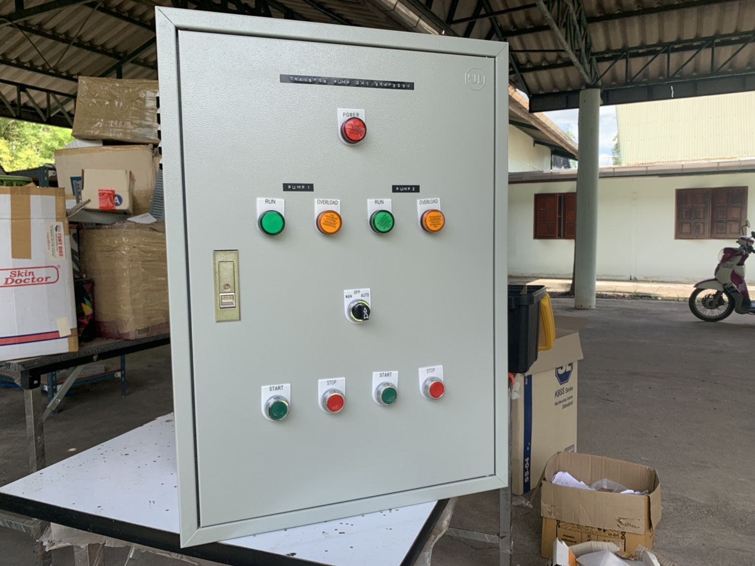 ตู้ควบคุมปั๊มน้ำ 2 HP 220V สลับกันทำงาน ใช้กับลูกลอยไฟฟ้า220V