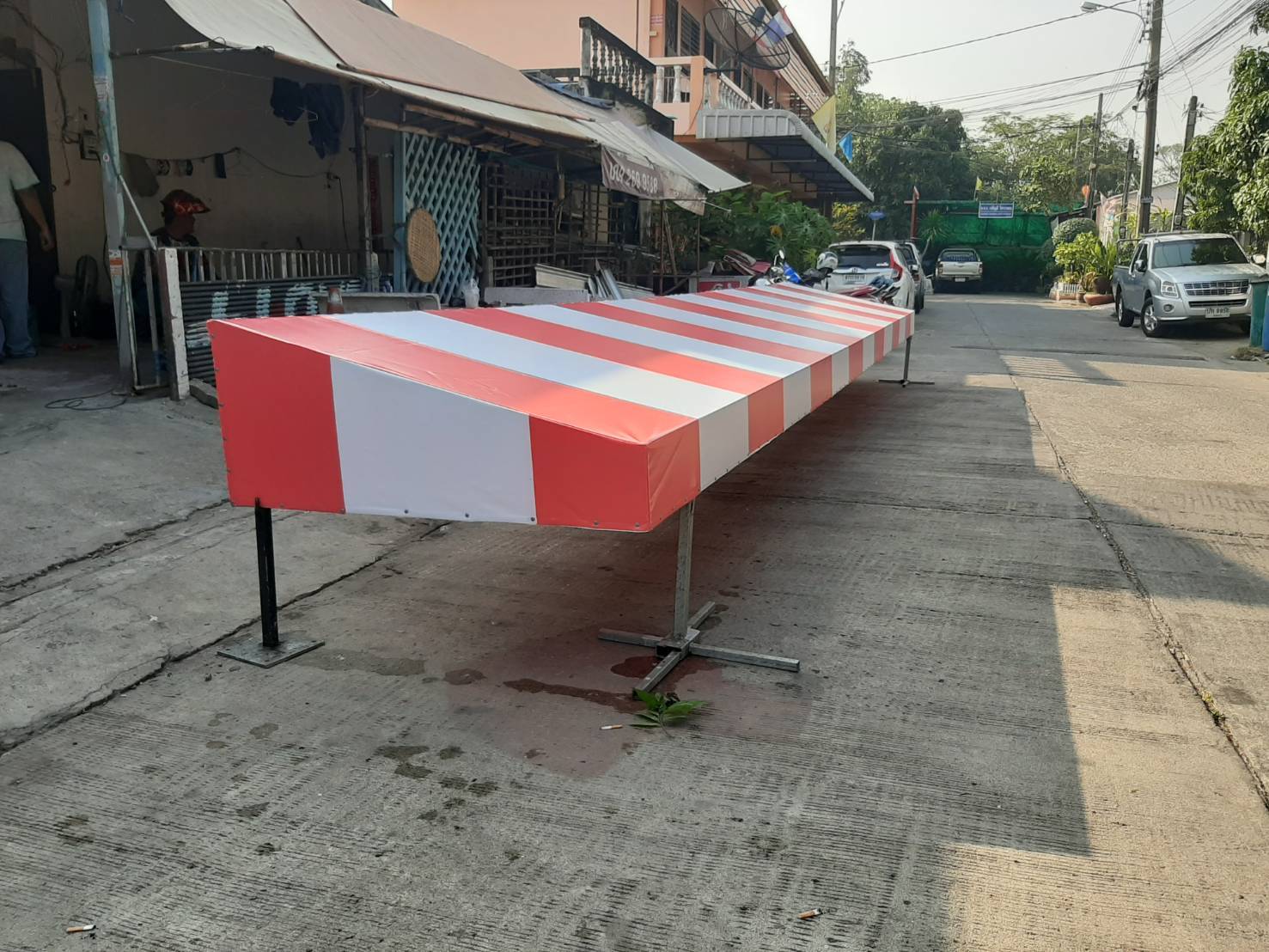 โครงกันสาดผ้าใบ