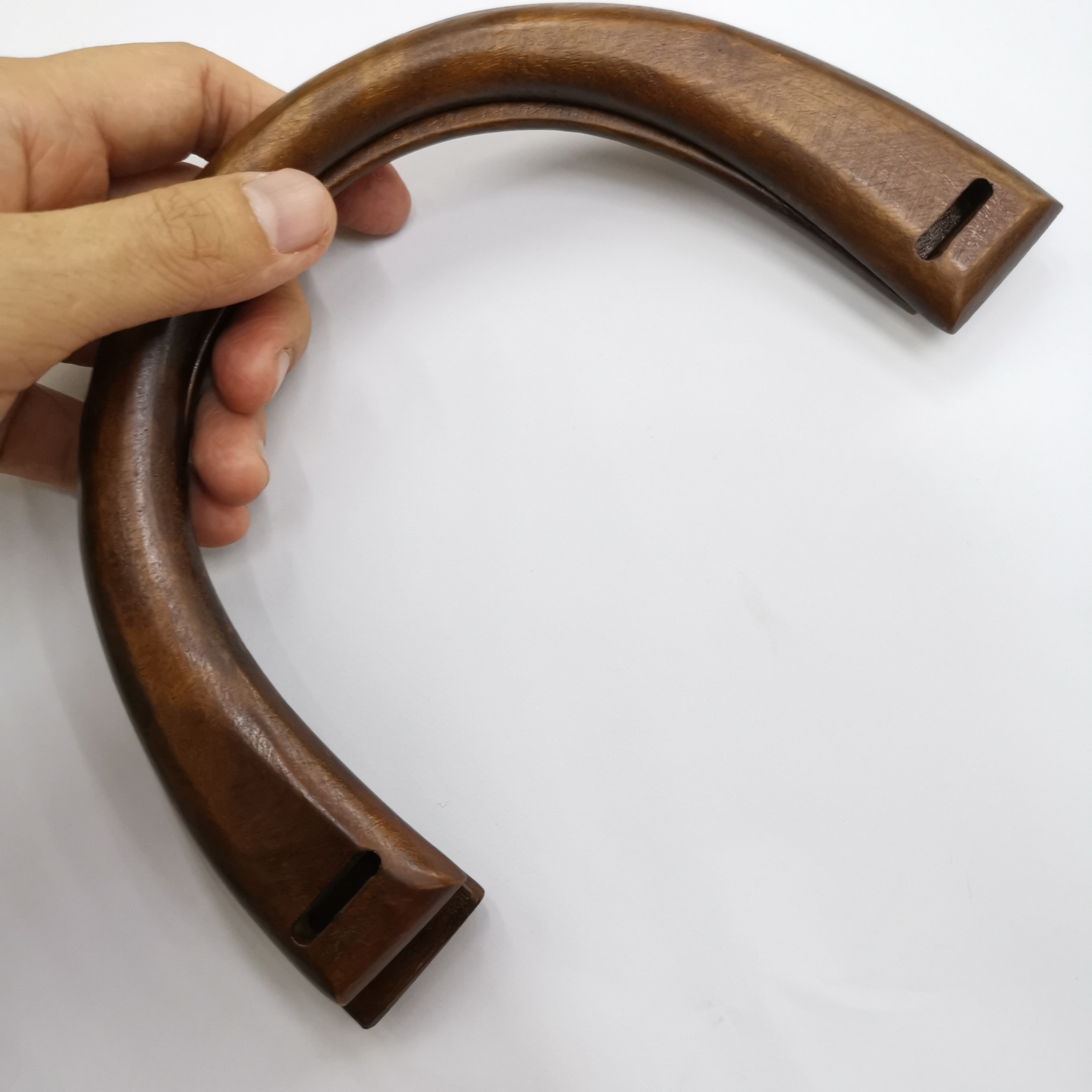 MW-1 หูไม้โค้งเล็ก-สีน้ำตาล~9cm x~16 cm.
