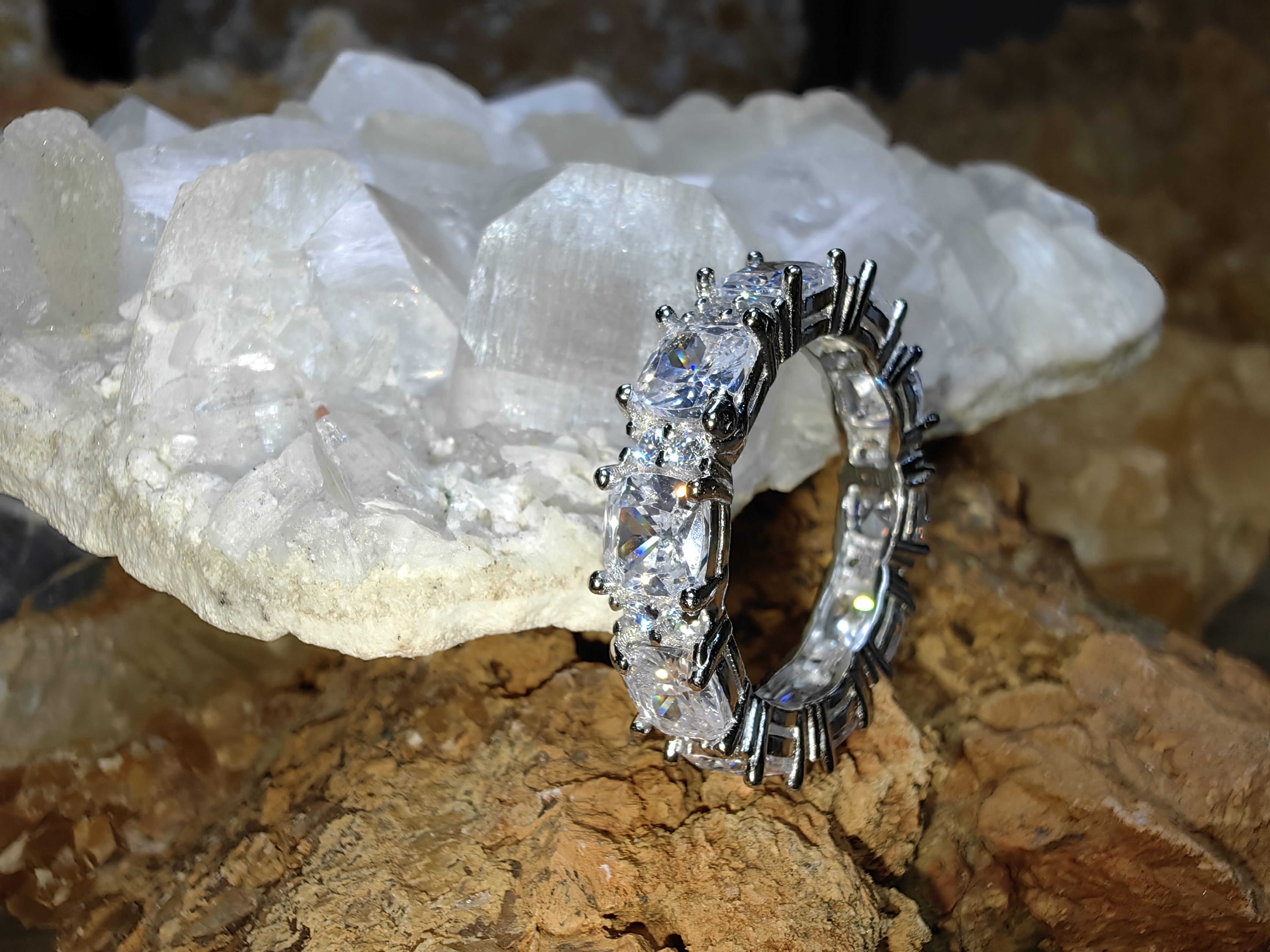 Zircon, Swiss Diamond 925 Sterling Silver แหวนเพทาย ล้อมเพชรสวิส Size 57 เงินแท้ 925