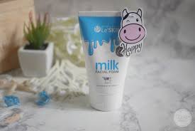 Le’ SKIN milk Facial Foam เลอสกิน โฟมล้างหน้าสูตรน้ำนม 100ml.