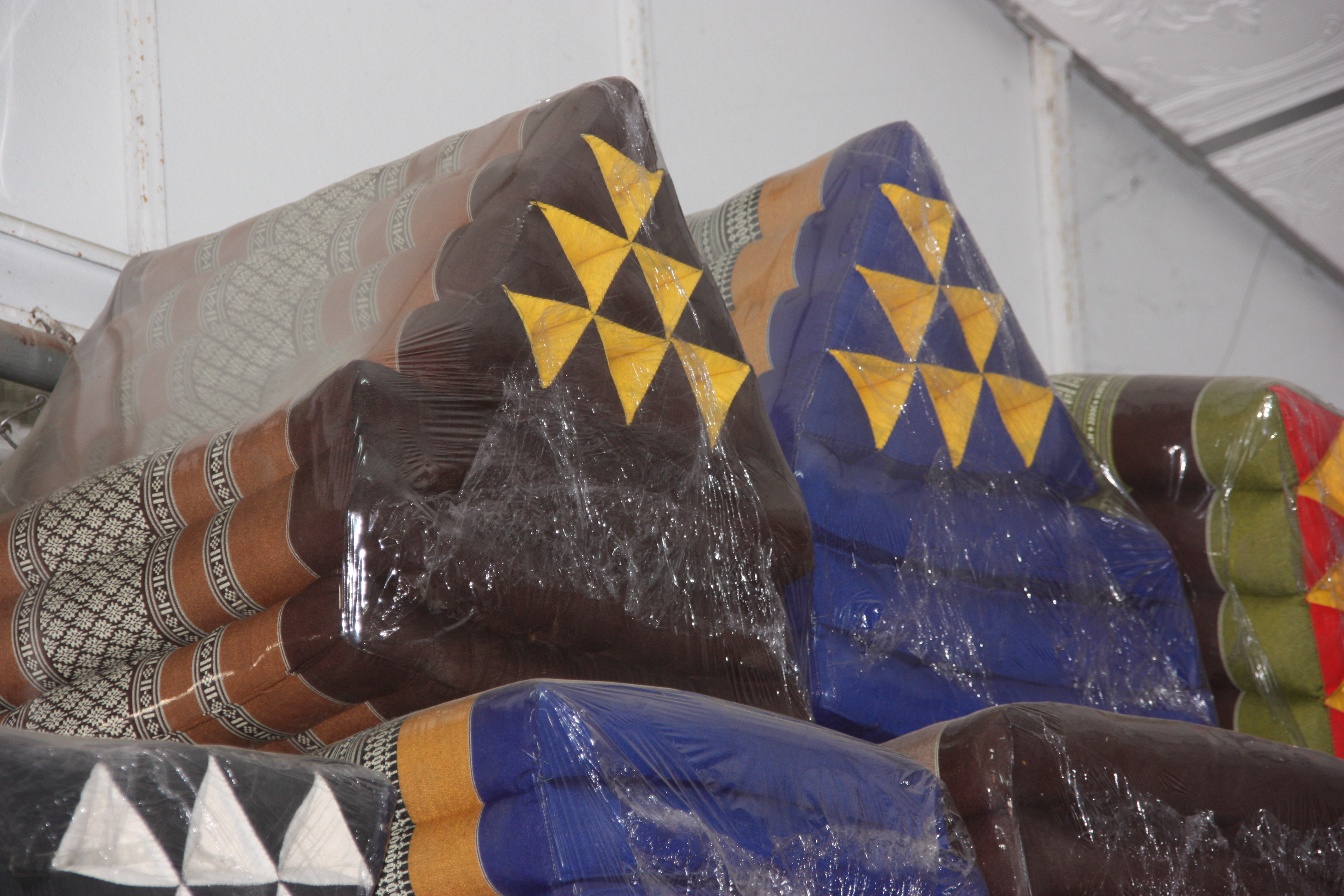 หมอนสามเหลี่ยมติดเบาะ3ตอน