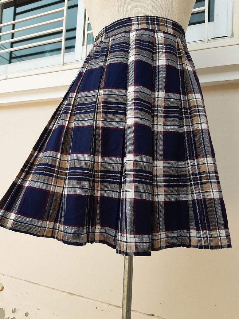 กระโปรงพลีทลายสก๊อต แบรนด์ Valentino