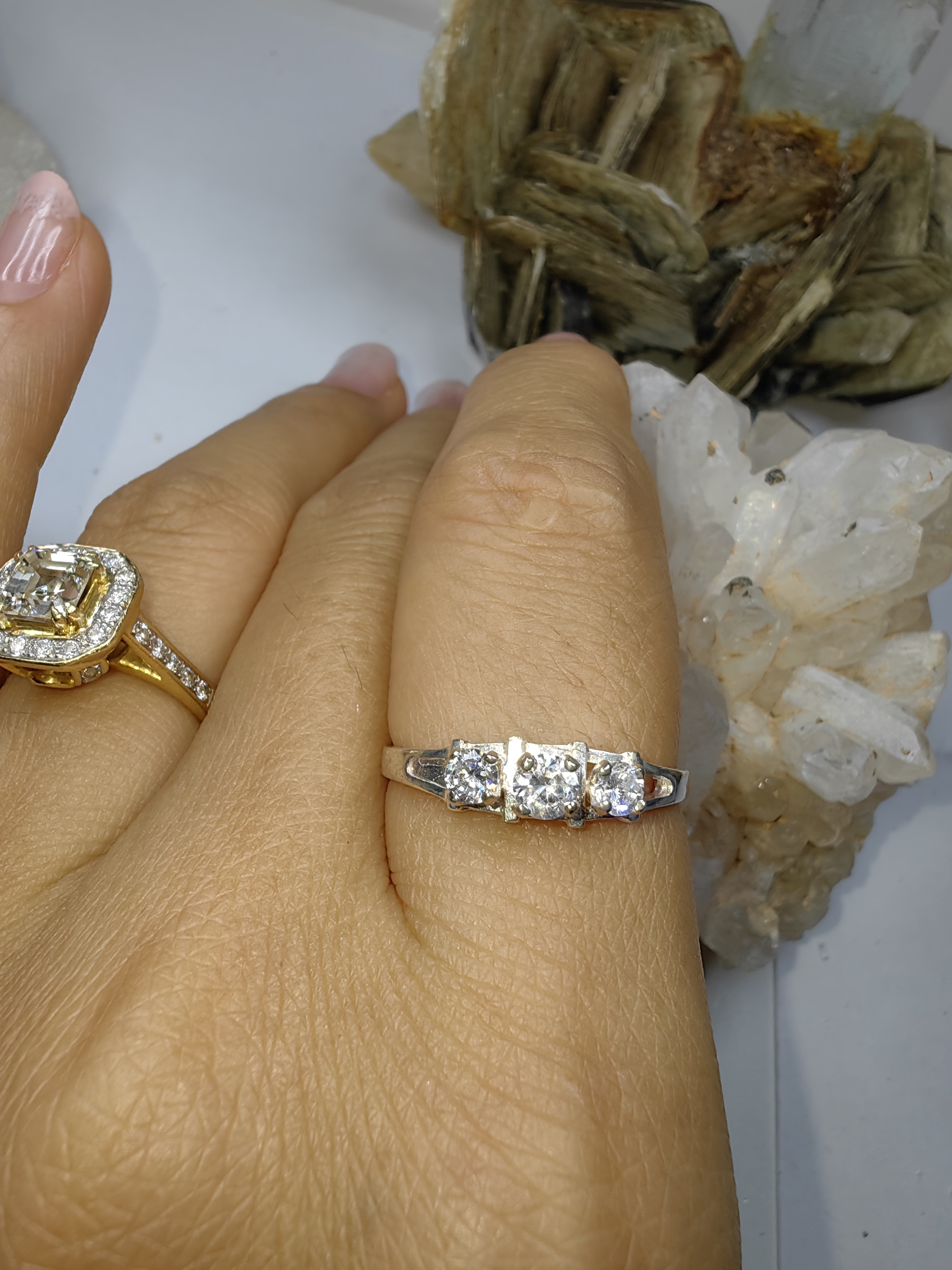 แหวนเพชร CZ เงินแท้ 92.5% Cubic Zirconia 925 Sterling Silver Ring Size 57