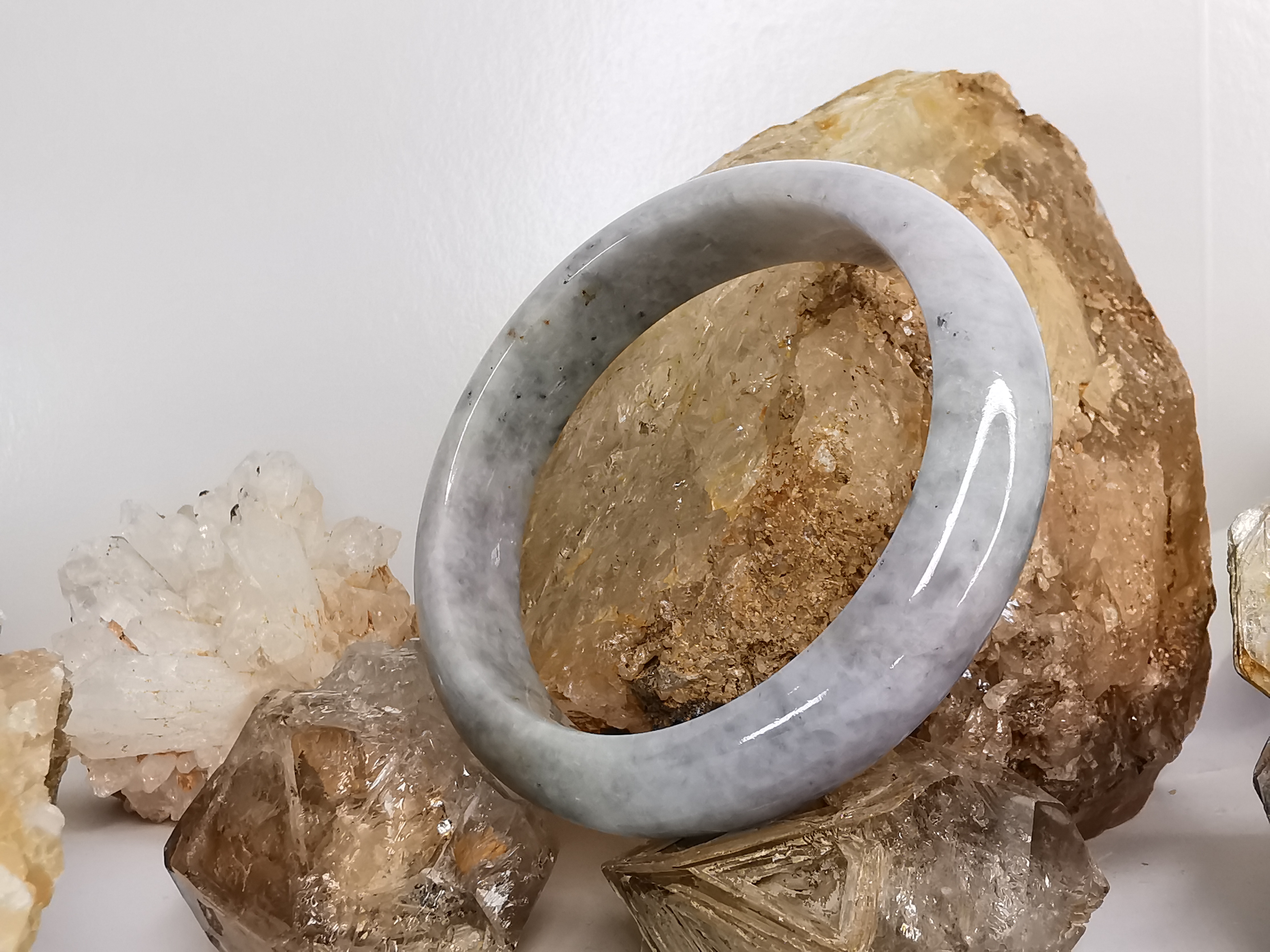 White Green Grey Blue Bangle กำไลหยกเจไดต์แท้ Diameter/ เส้นผ่านศูนย์กลางด้านใน 63 mm.