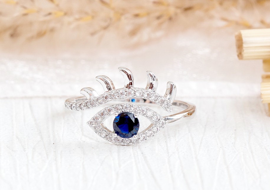 BLUE SAPPHIRE DIAMOND 18K WHITE GOLD RING แหวน เพชร ทอง 18K Pre-order