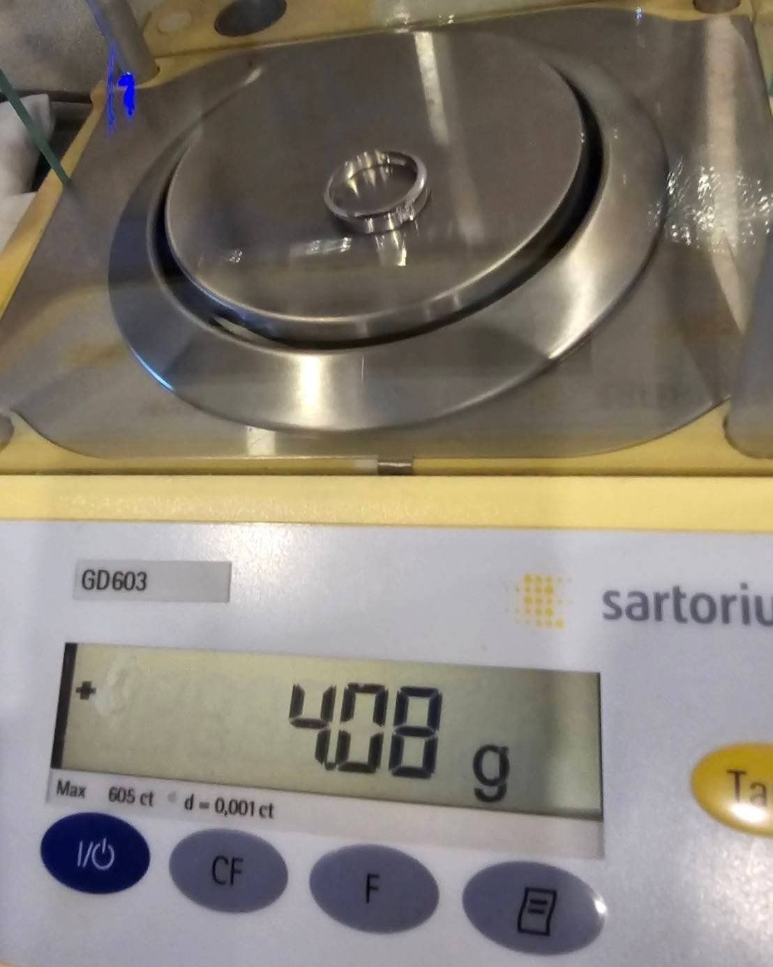 🚫ปิดการขาย(SoIdOut)🚫แหวนทองคำขาว 18K Jubilee ตัวเก่ายุค 2010's เพชรเกสร 7 ตัง 1 เม็ด น้ำ 97-98 ความสะอาด vvs ไซส์ 56 น้ำหนัก 4.08 กรัม ราคา 9,300.-(Net)