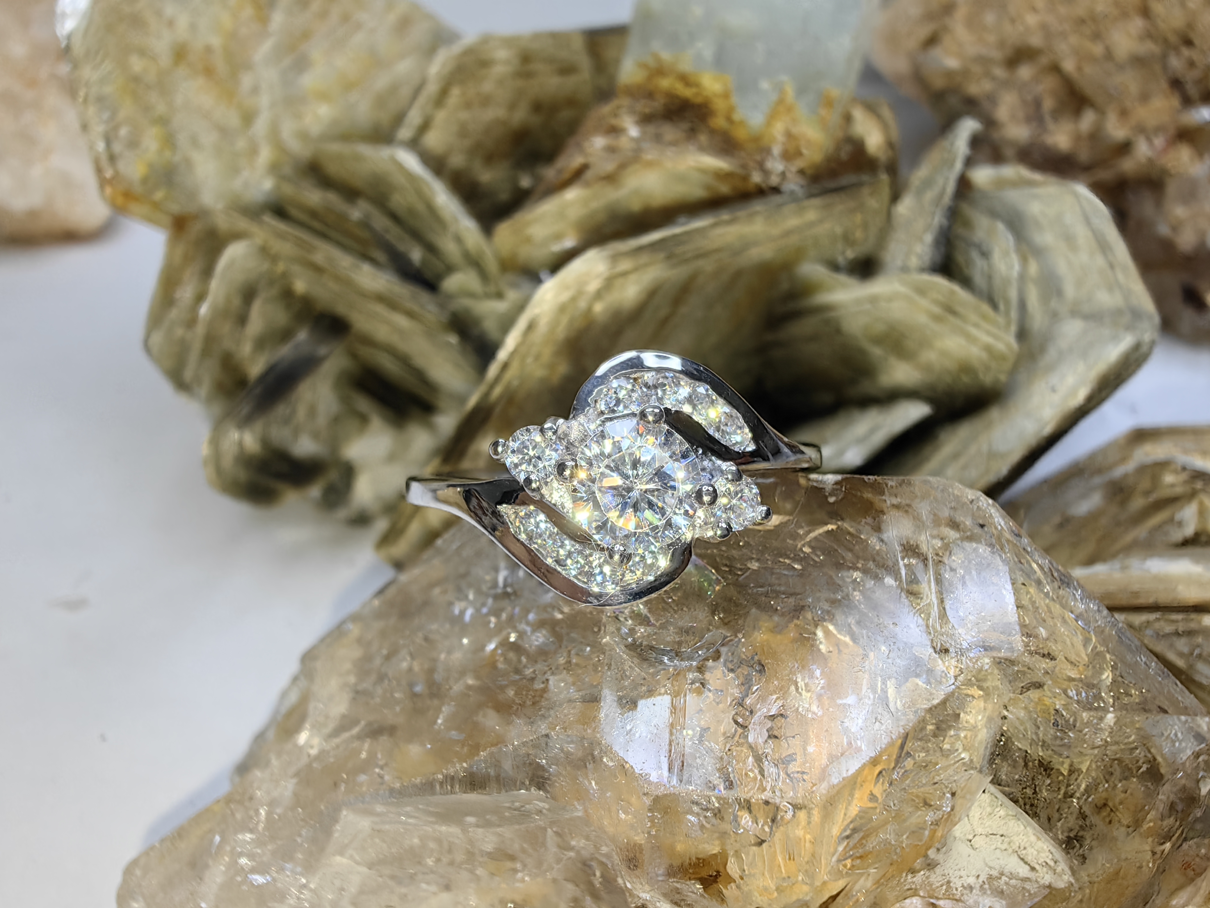 แหวนเพชร CZ เงินแท้ 92.5% Cubic Zirconia 925 Sterling Silver Ring Size 60