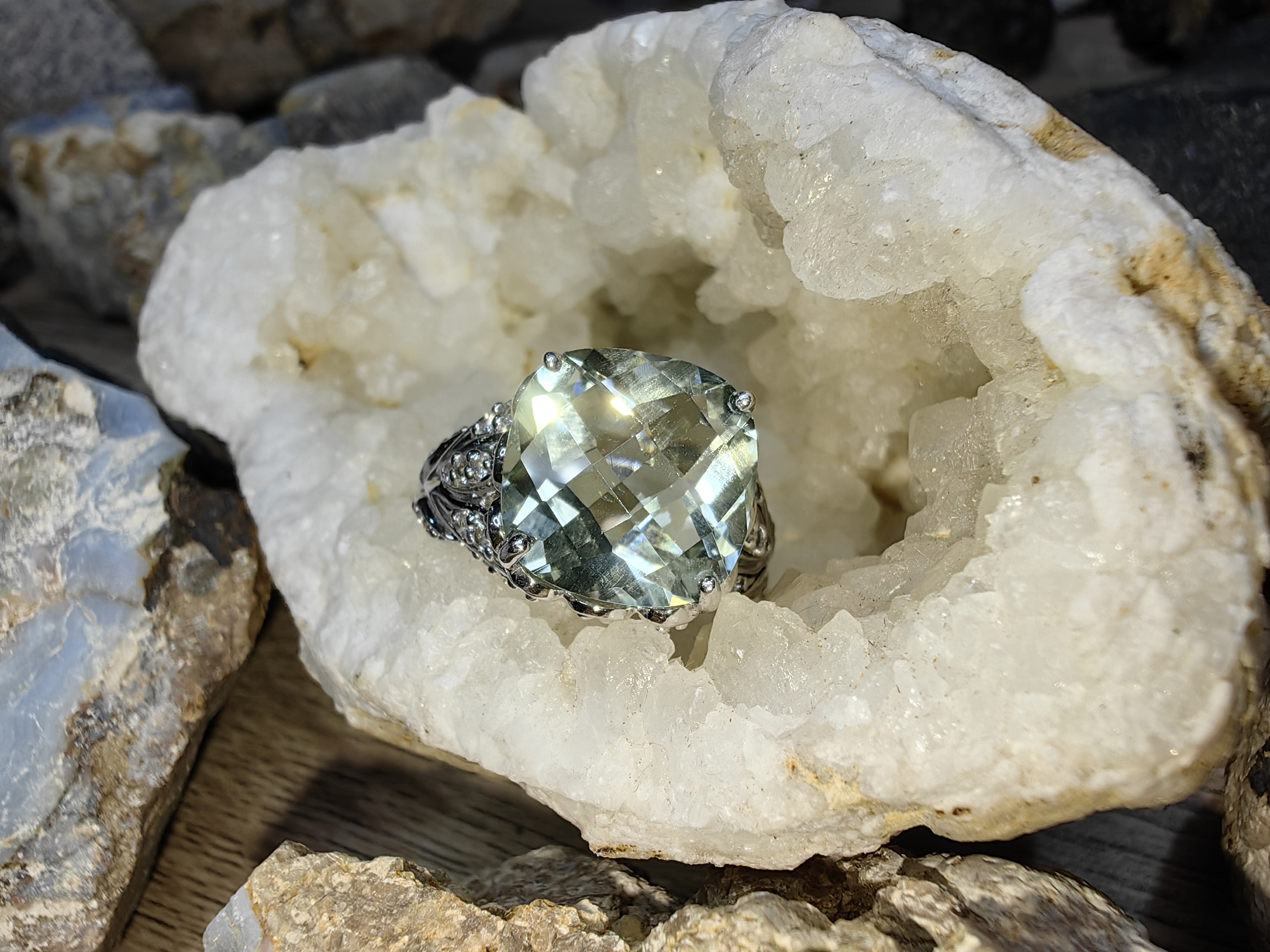 LEMON QUARTZ WHITE TOPAZ RING