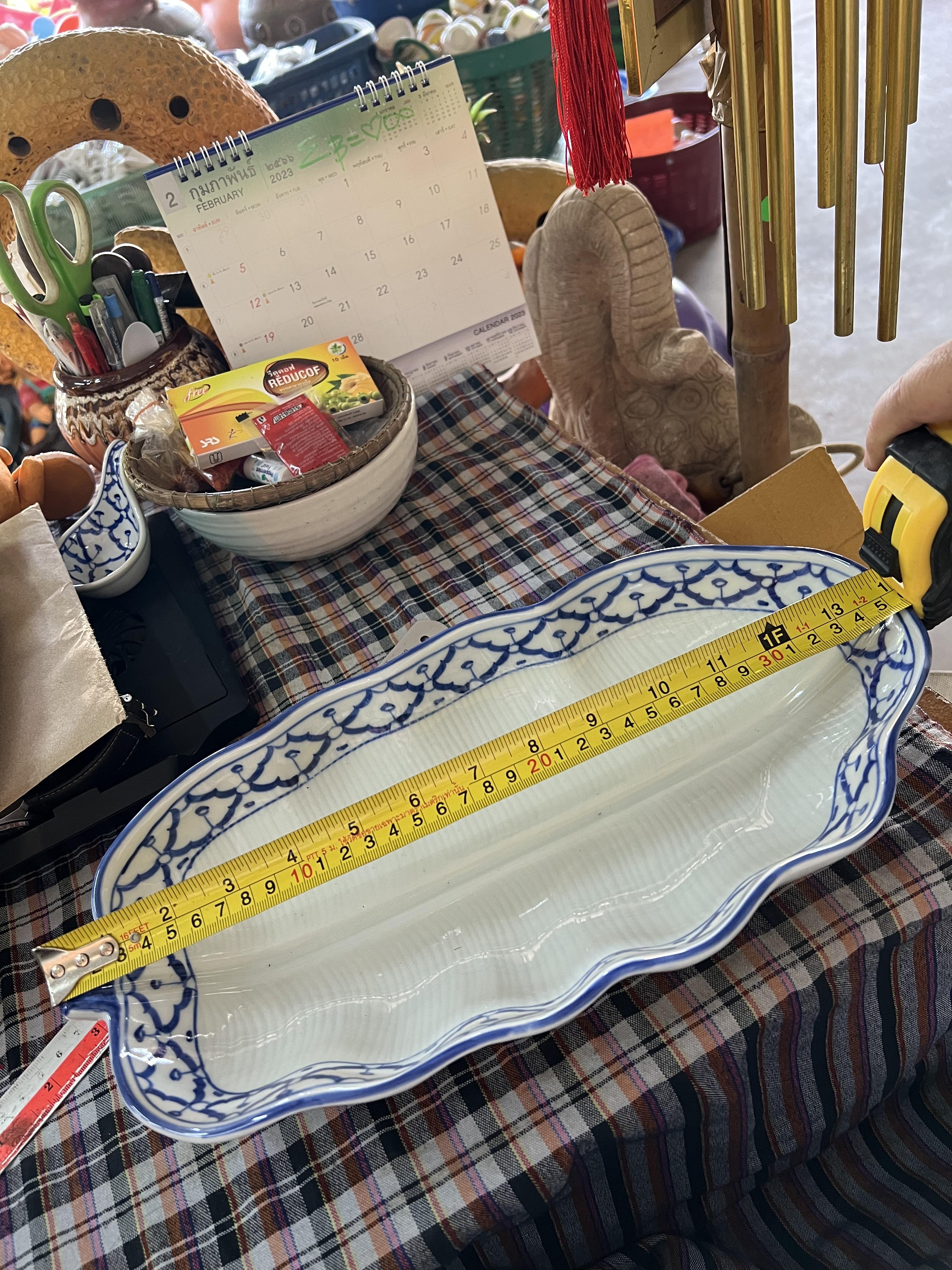 จานใบตองลายไทย14"