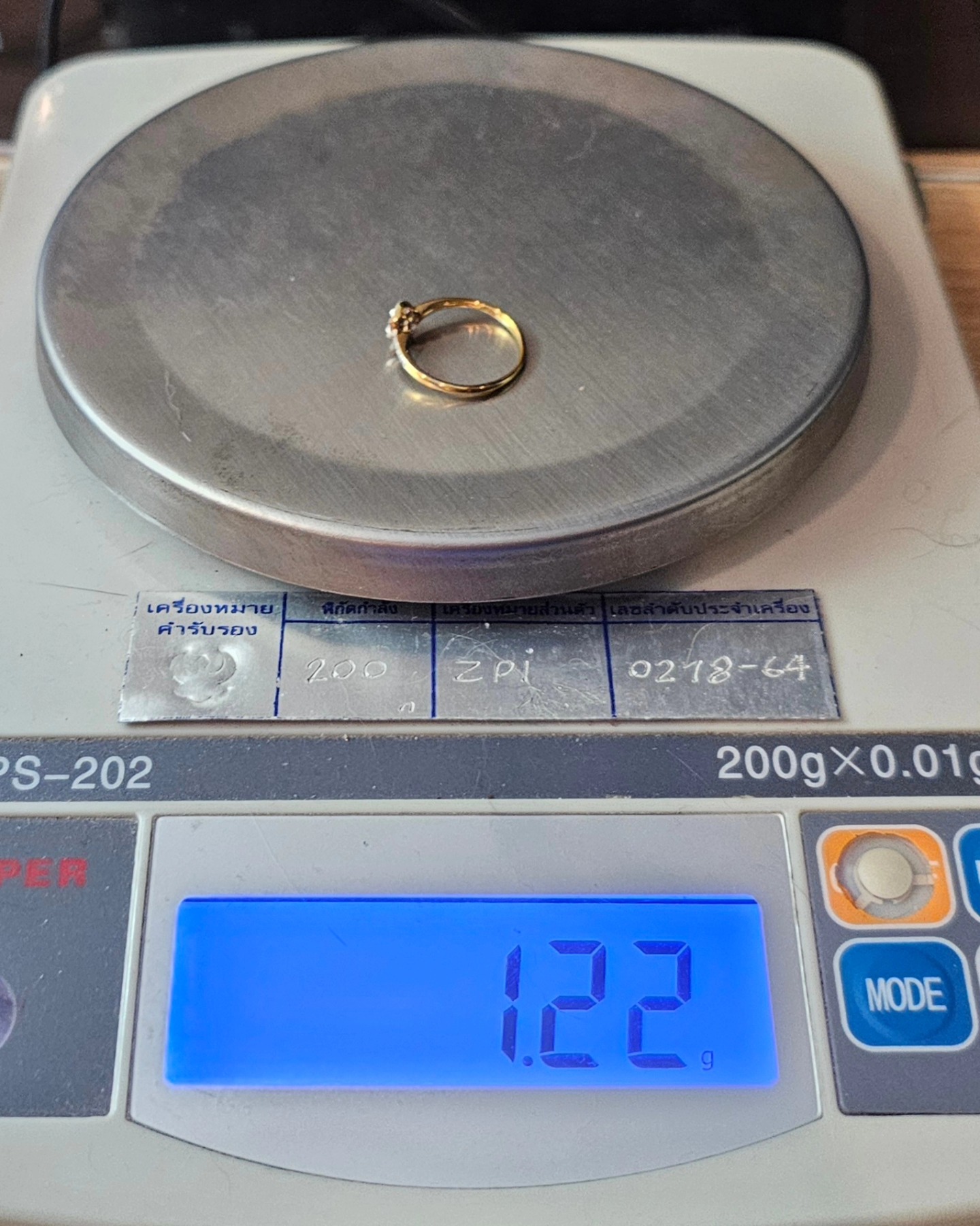 🚫ปิดการขาย(SoIdOut)🚫แหวนทองคำ 18K เพชรเกสร 5 ตัง 1 เม็ด 3 ตัง 6 เม็ด 0.25 ตัง 10 เม็ด รวม 25.5 ตัง น้ำ 96-97 ความสะอาด vvs-vs ไซส์ 47 น้ำหนัก 1.22 กรัม ราคา 5500.-(Net)