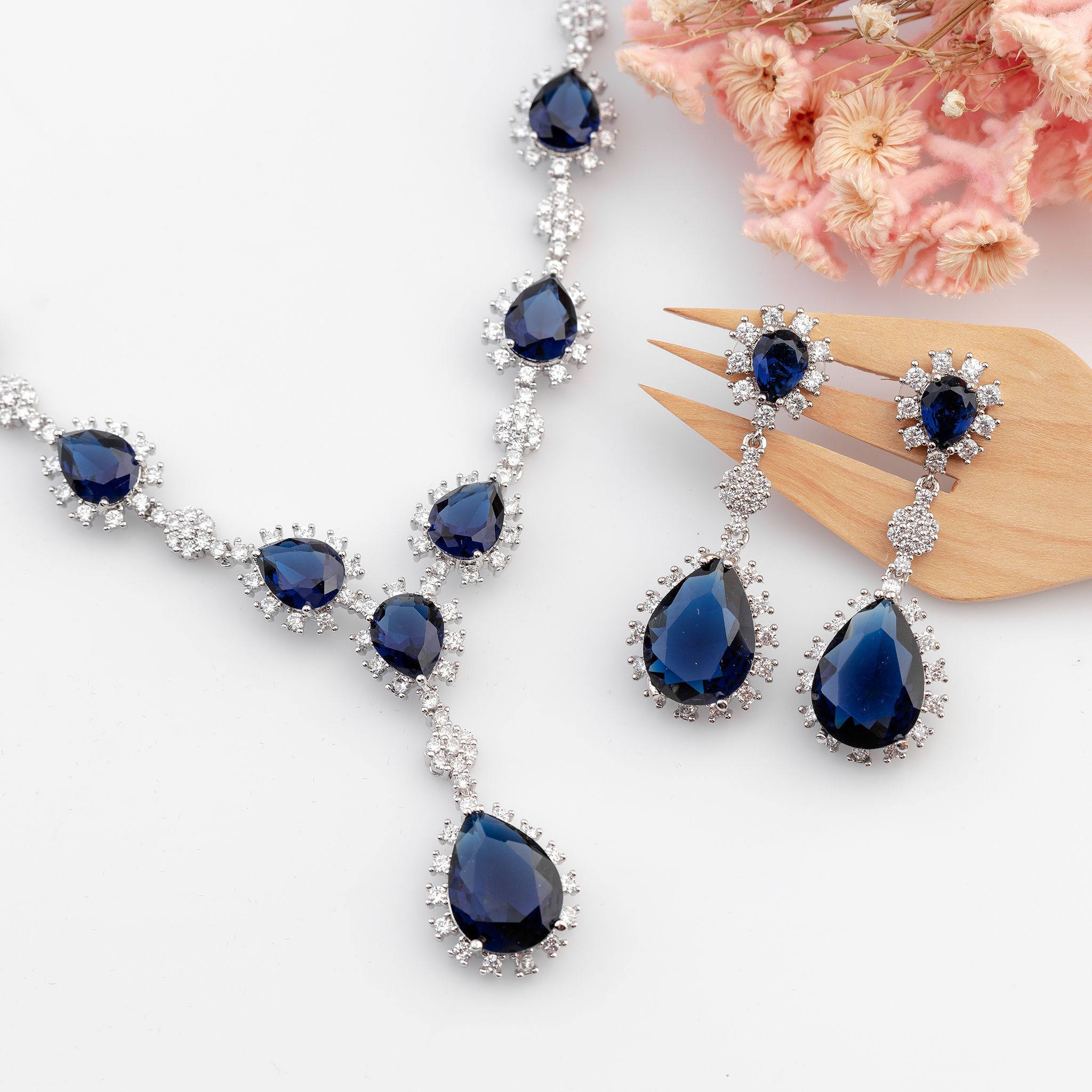 Natural Diamond Blue Sapphire Gold Necklace Earrings ชุดเครื่องประดับ เพชรแท้ ไพลินแท้ ทองคำแท้ สร้อยคอ ต่างหู 9K, 18K มีใบเซอร์ GIA💎(สั่งทำ)