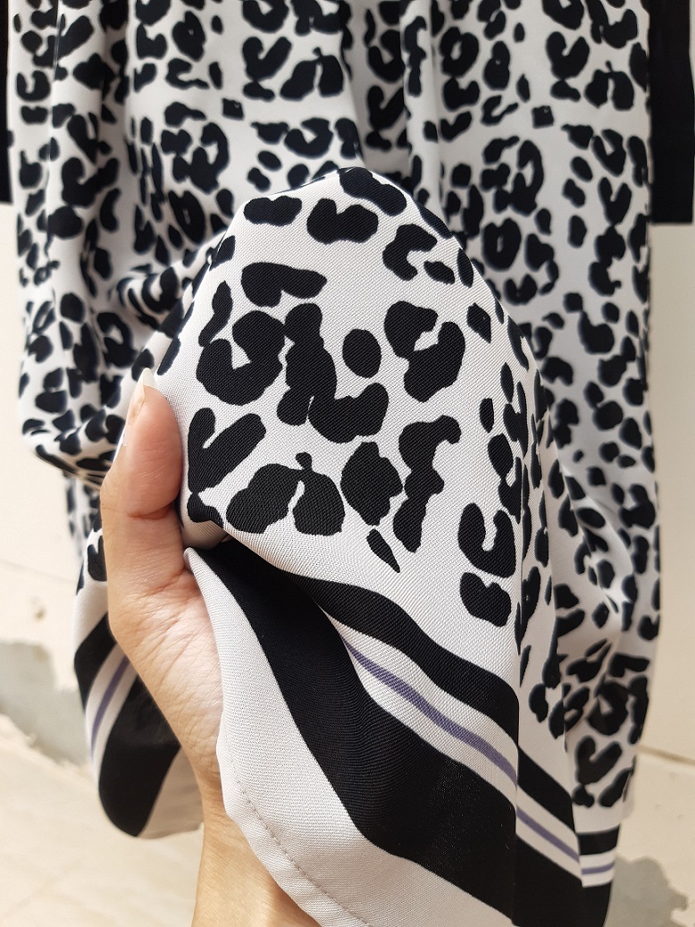 กระโปรงญี่ปุ่นลายเสือสีขาวดำ