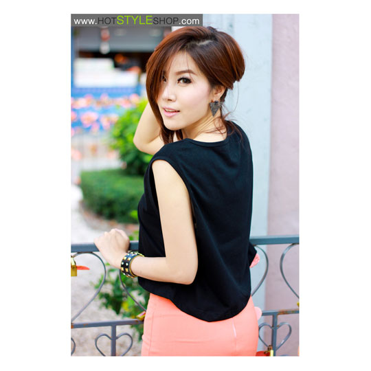 เสื้อครอปแขนกุด เสื้อแขนกุดเอวลอย