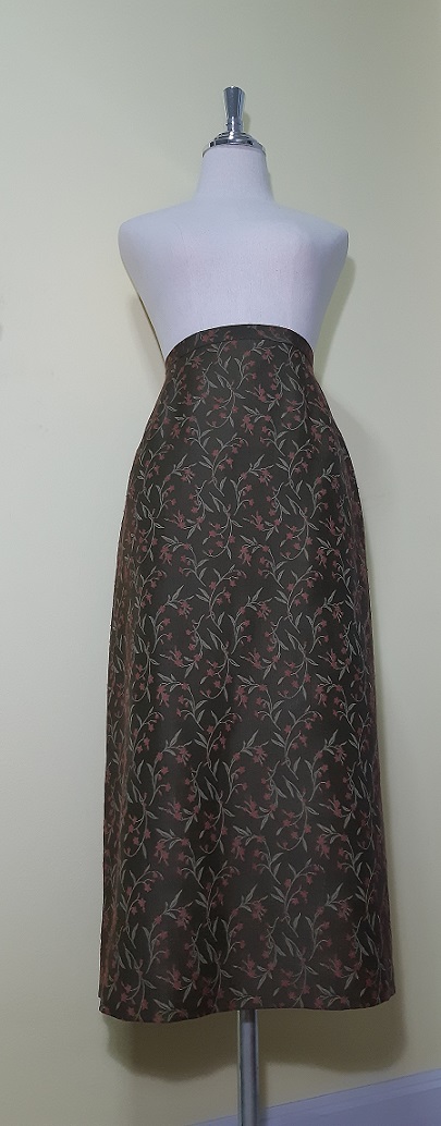 กระโปรงยาวลายดอก