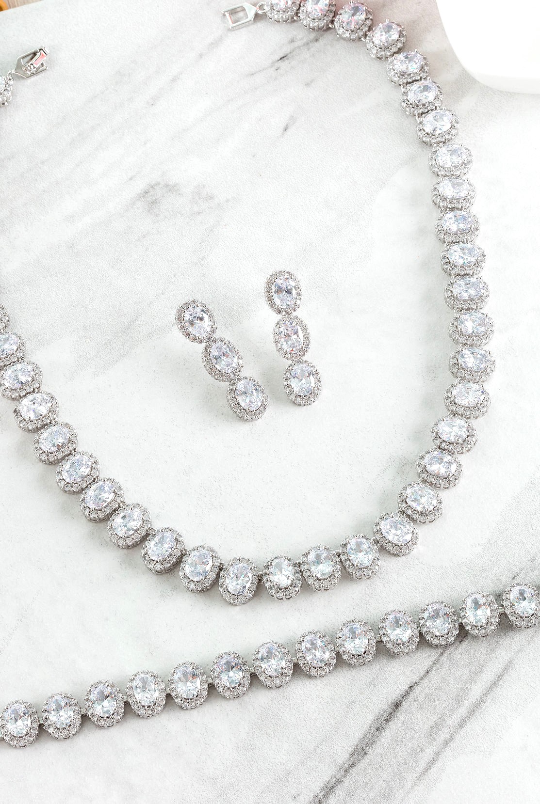 DIAMOND 18K WHITE GOLD NECKLACE EARRING สร้อยคอ ต่างหู เพชร ทอง 18K Pre-order