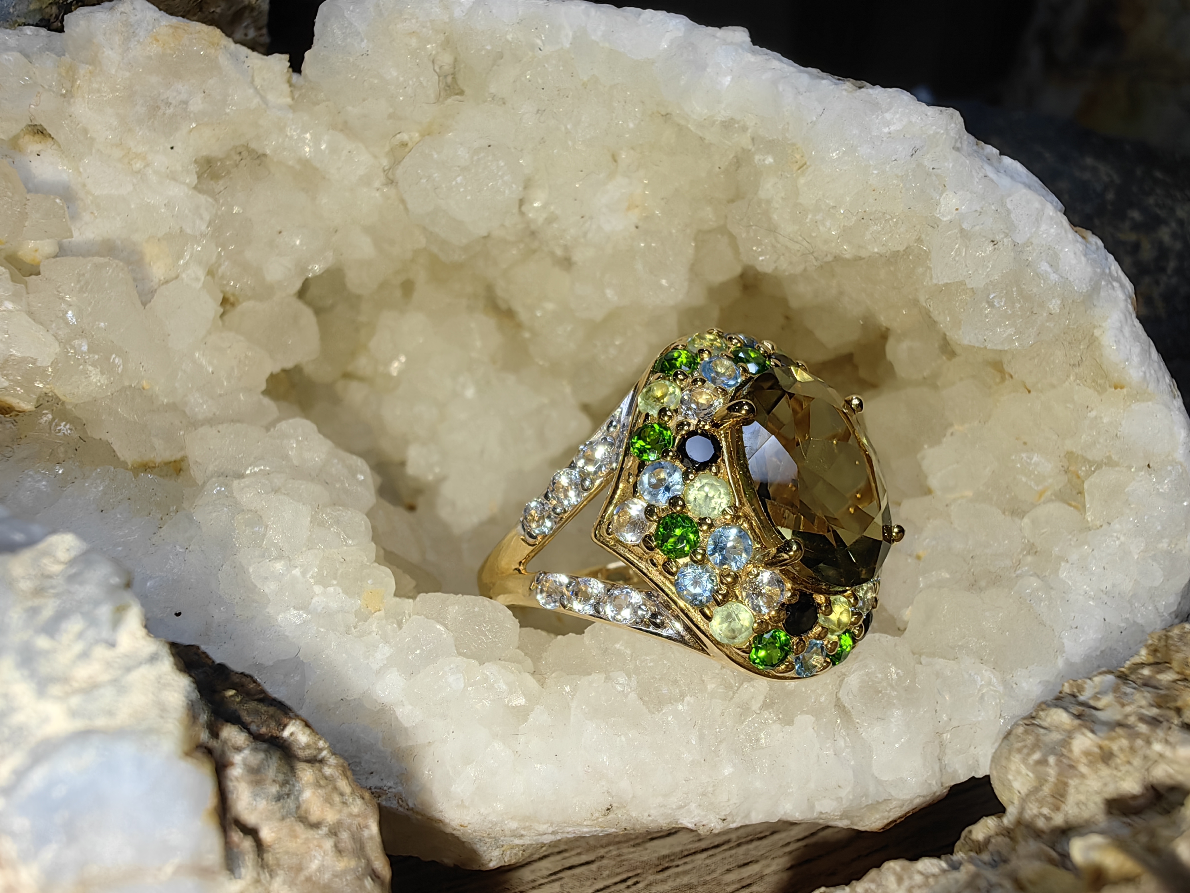 SMOKY QUARTZ TSAVORITE SKY BLUE TOPAZ ONYX LEMON QUARTZ WHITE TOPAZ RING