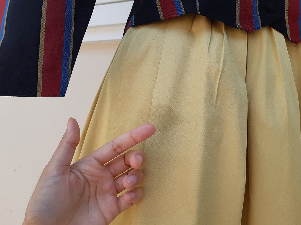 กระโปรงทรงเอสีเหลืองเลม่อน