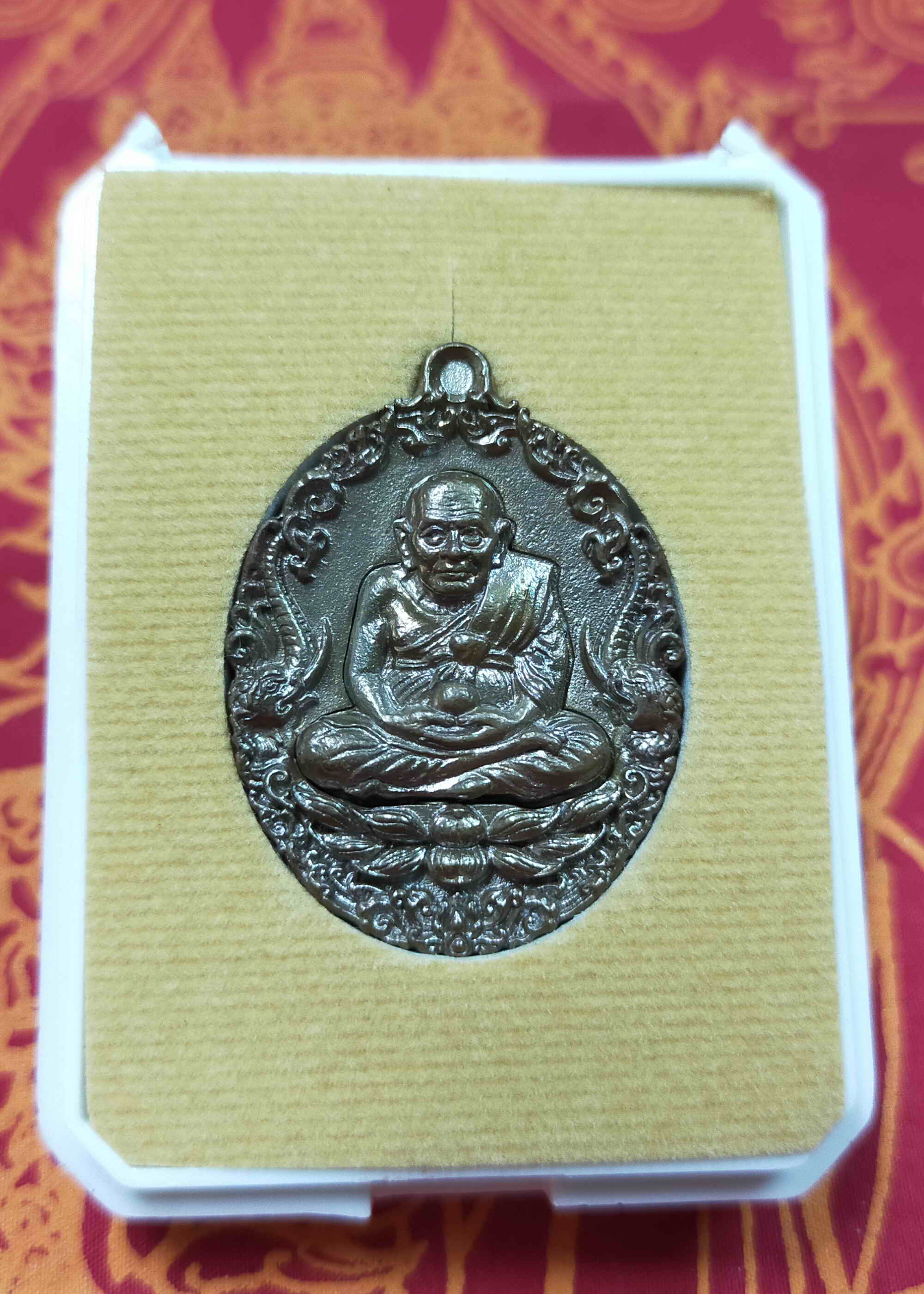 หลวงปู่ทวด เหยียบน้ำทะเลจืด วัดพระมหาธาตุฯ จ.นครศรีธรรมราช รุ่นเปิดโลกเศรษฐี 58 เนื้อทองแดงผิวไฟ กล่องเดิม พระแท้ วัตถุมงคลดี โดย sukpra (ศุขพระ)