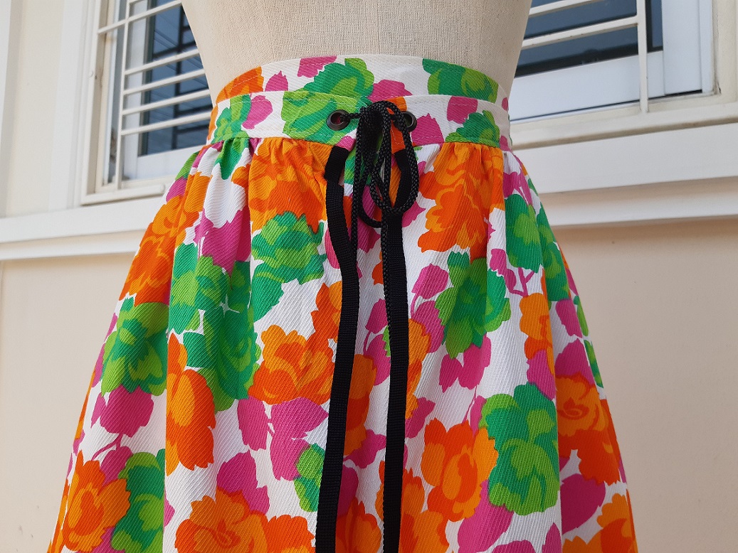 กระโปรง Vintage ลายดอกไม้ งานจาก ITALY