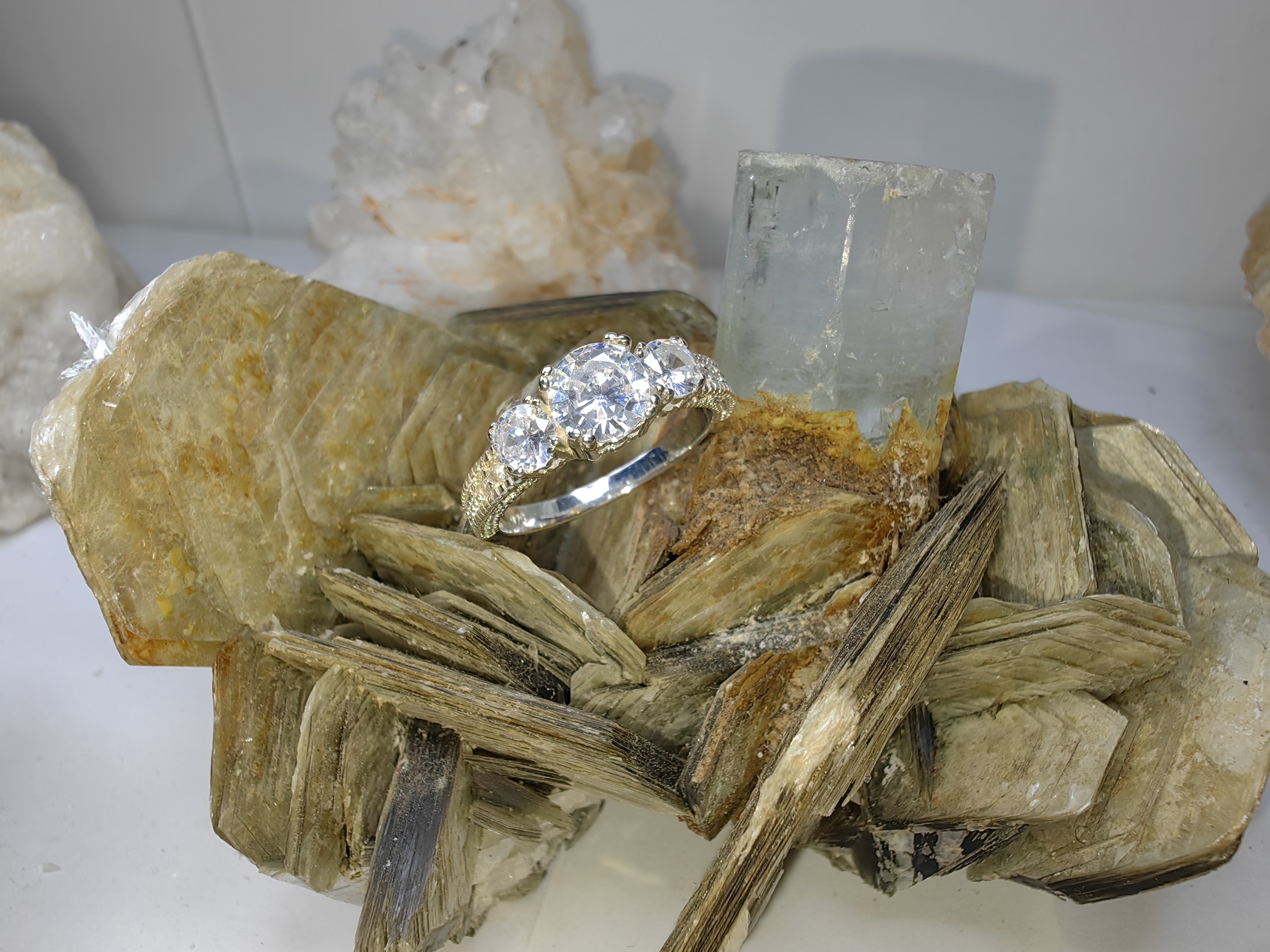 แหวนเพชร CZ เงินแท้ 92.5% Cubic Zirconia 925 Sterling Silver Ring Size 52