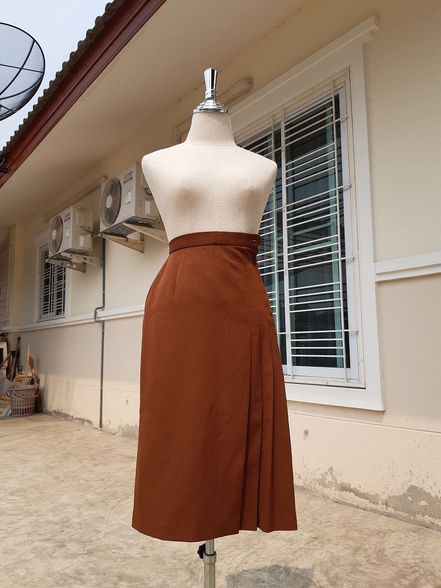 กระโปรงพลีททำงานสีน้ำตาล