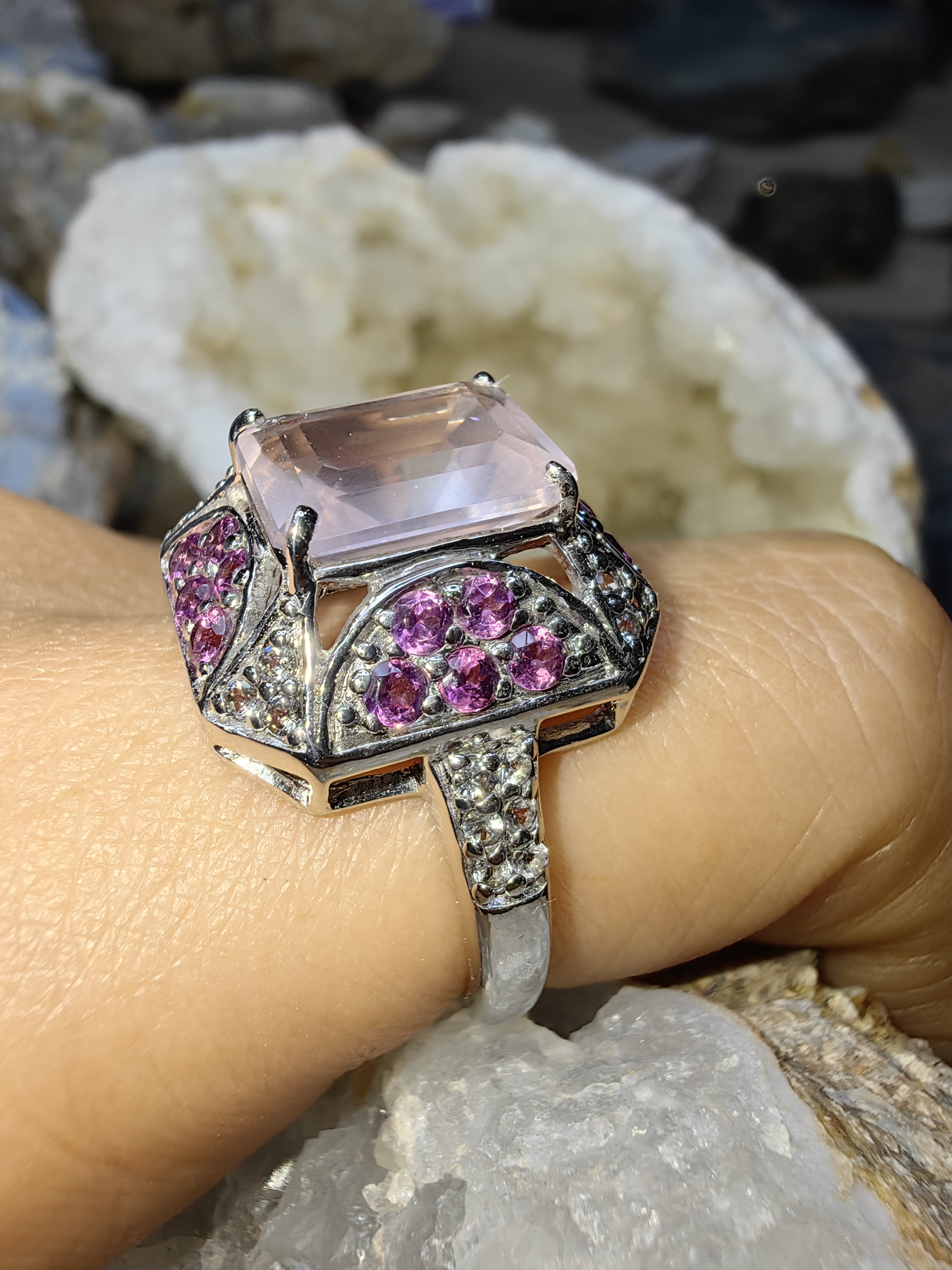 ROSE QUARTZ RHODOLITE WHITE TOPAZ RING